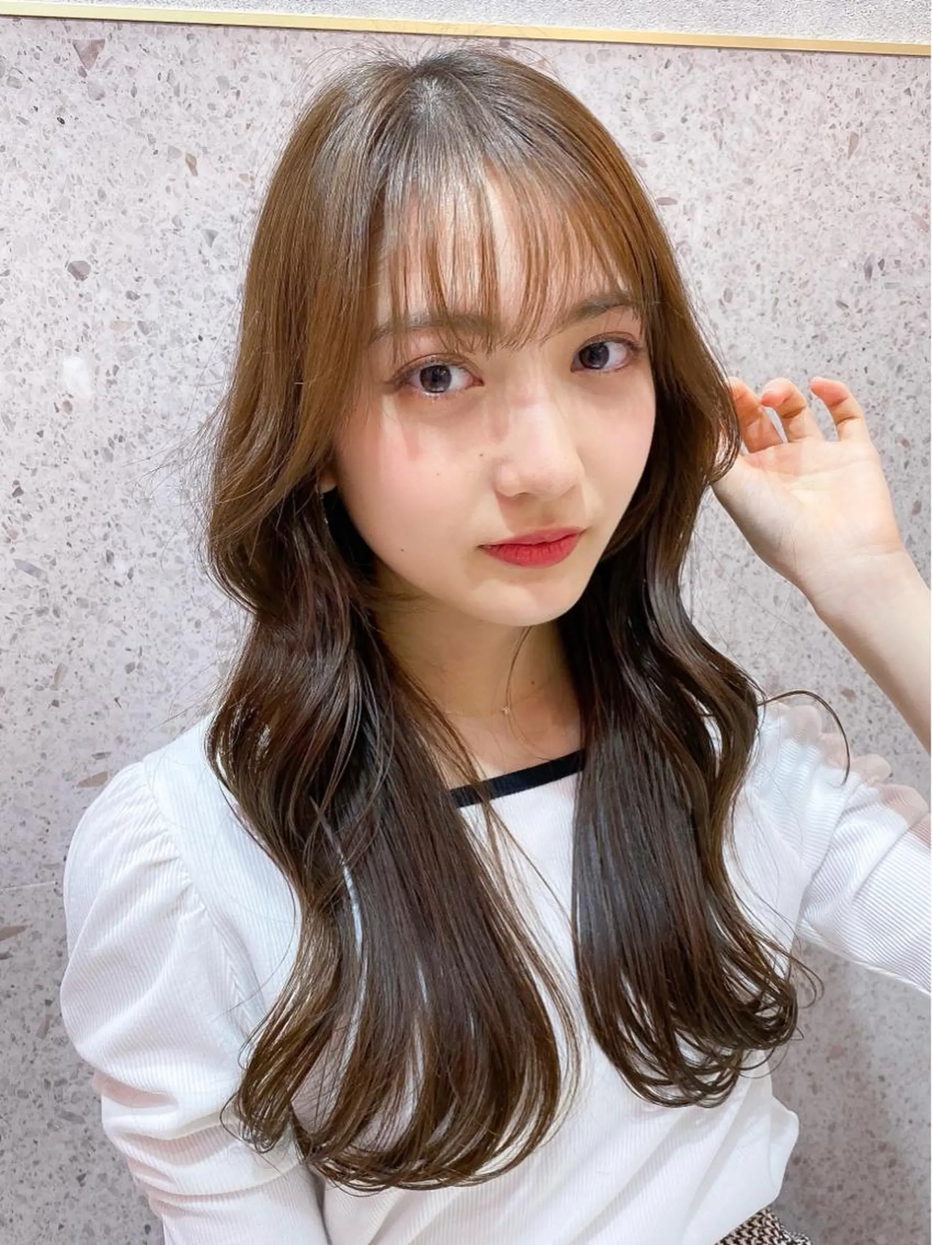 セミロング カラー シールエクステ セミロングパーマ バレイヤージュ ブリーチ ケアブリーチ ヘアカラー トリートメント 新宿/韓国風レイヤー 髪質改善/渋谷直樹のヘアスタイル