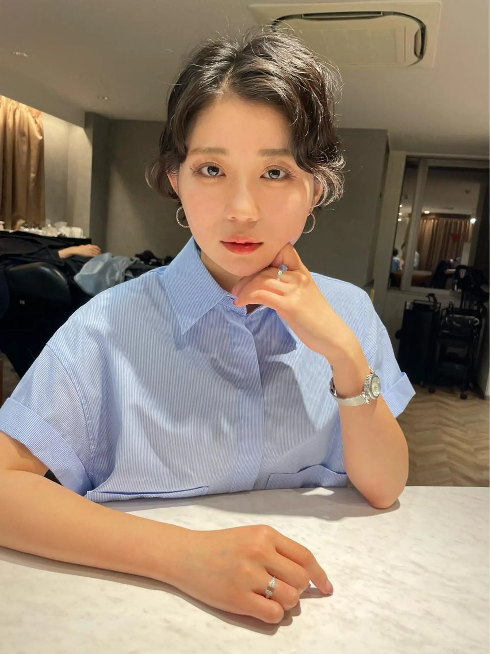 ショート ショートボブ ボブ 顔周りカット ショートヘア 小顔カット カット ヘアカラー トリートメント 💛美髪ハイトーン LEON🩶のヘアスタイル