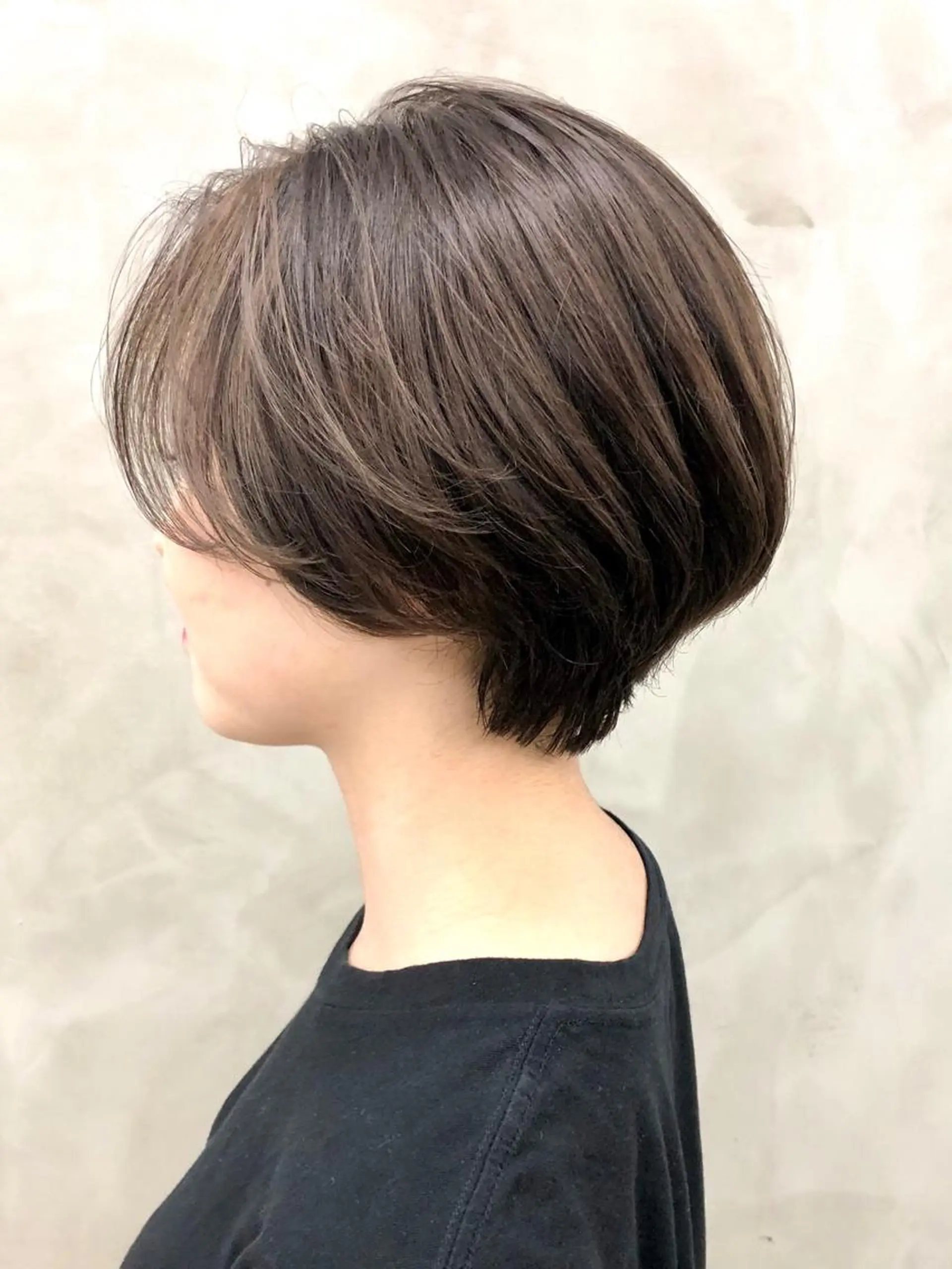 ショート カラー ベージュカラー ハイライトカラー ハイライト ショートヘア カット ヘアカラー トリートメント ショート・ボブ 徳竹淳一のヘアスタイル