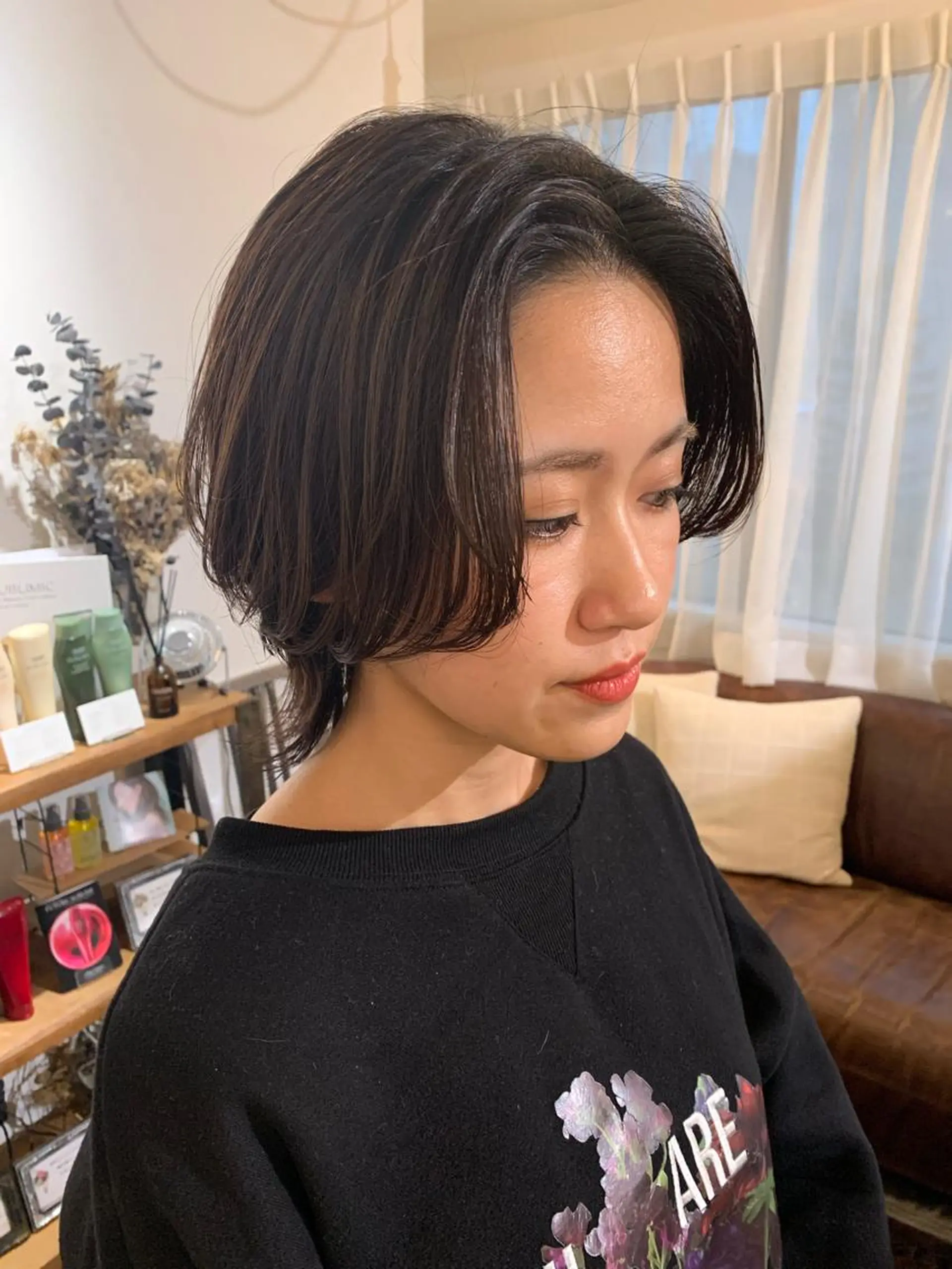 ショート ウルフカット 安村 美奈のマツエク・マツパデザイン