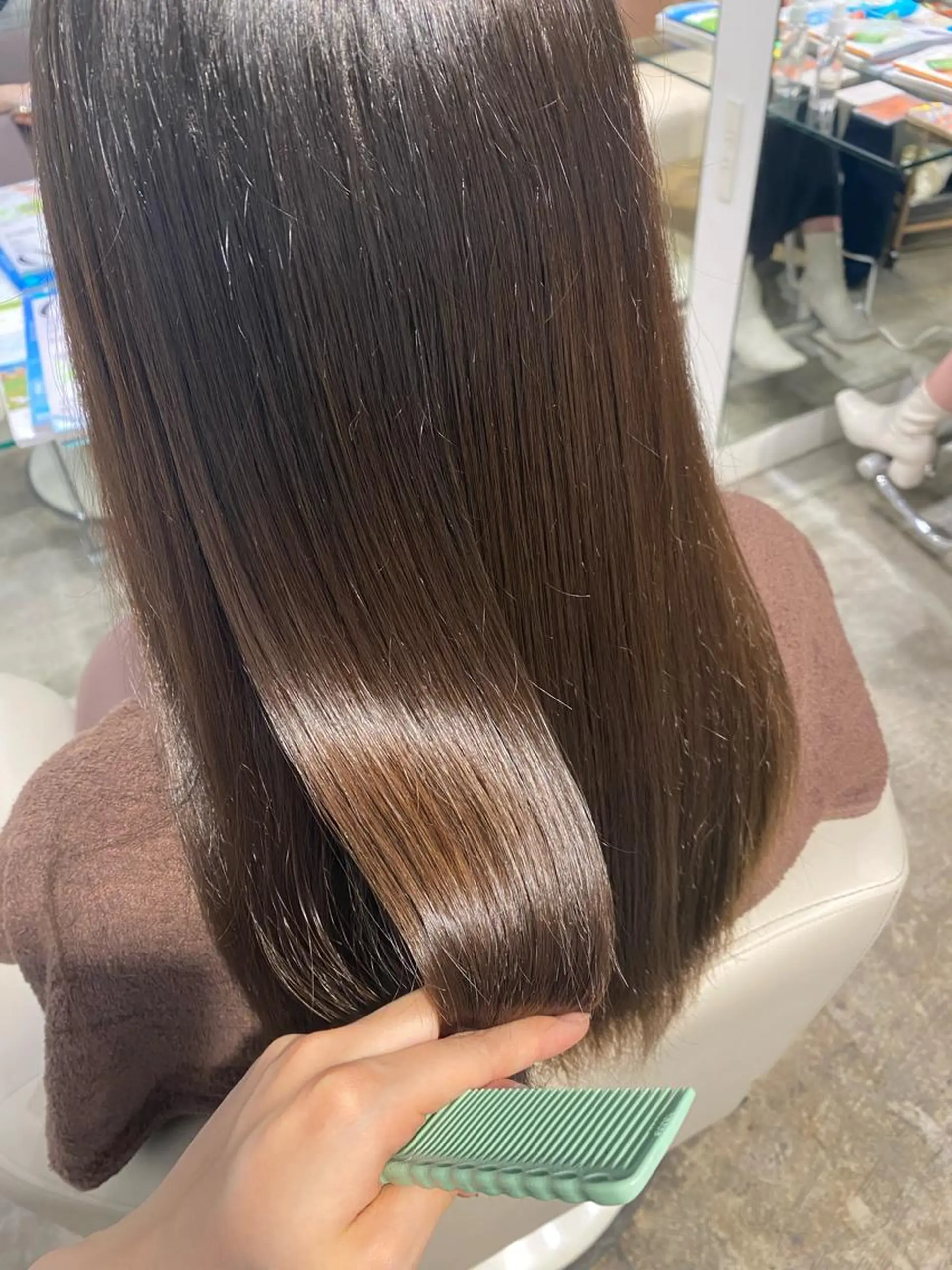 ロング カラー ベージュカラー トリートメント HOLIDAYS CARE&SPA所属・キクチ ホナミのヘアスタイル