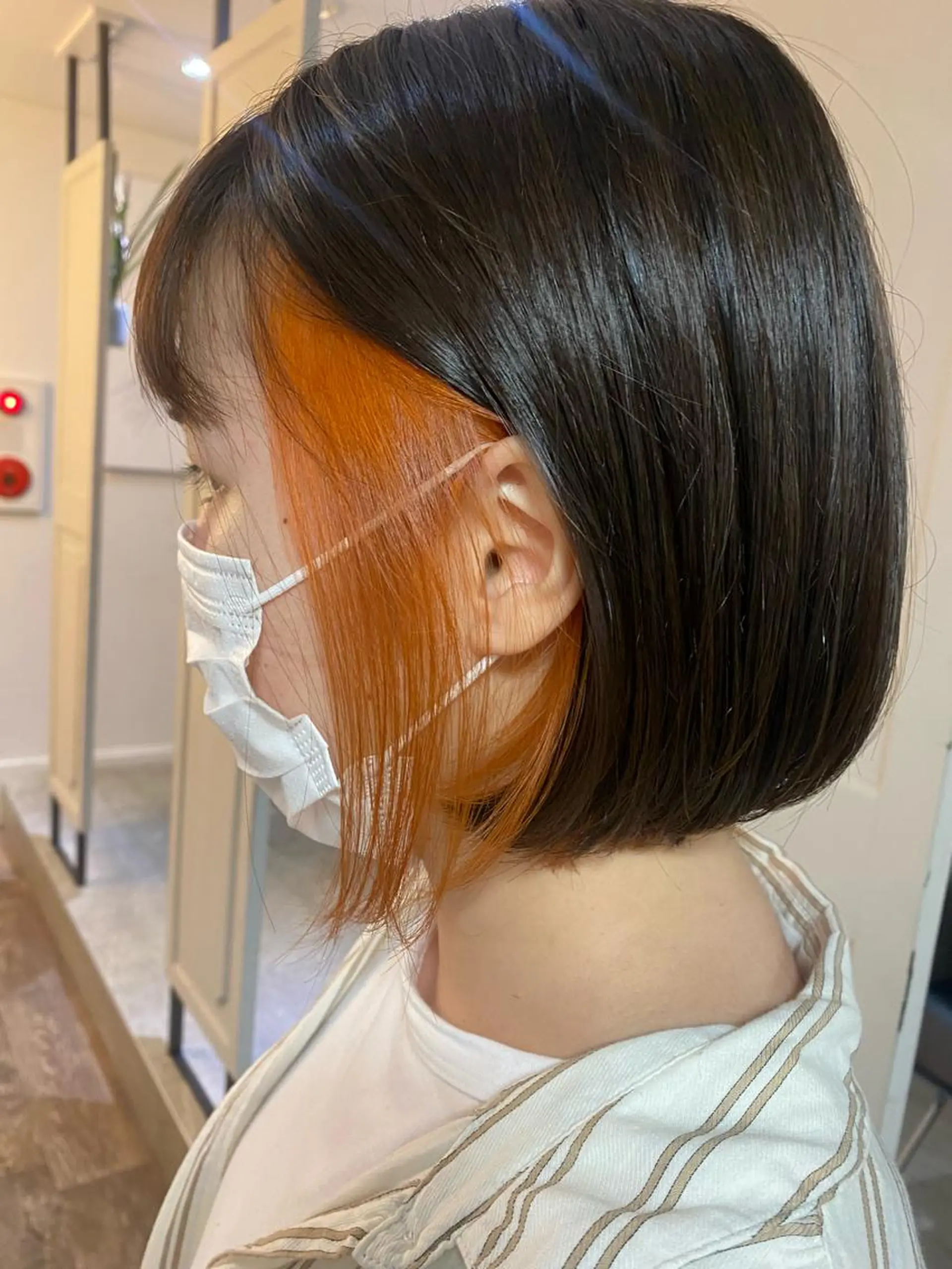 ショート カラー アディクシーカラー ブリーチ ケアブリーチ ダブルカラー ハイライトカラー カット ヘアカラー トリートメント ボブ/透明感カラー 岸本涼奈のヘアスタイル
