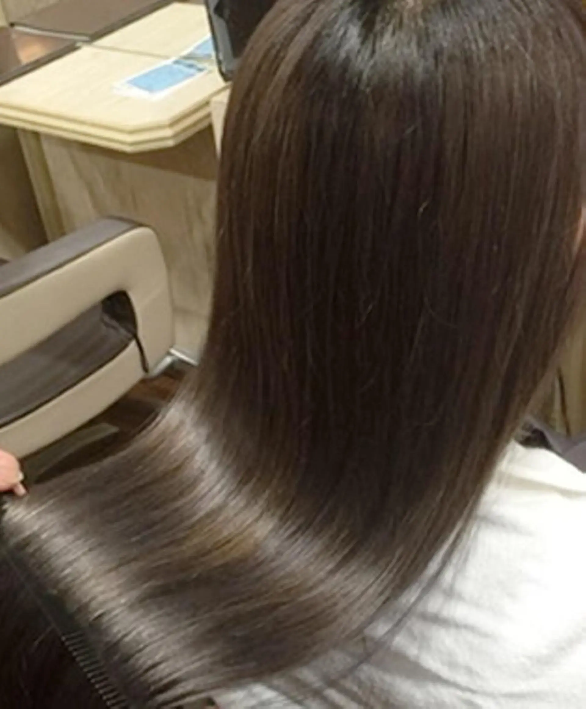 ロング カラー SHINYA シンヤヘアーズのヘアスタイル