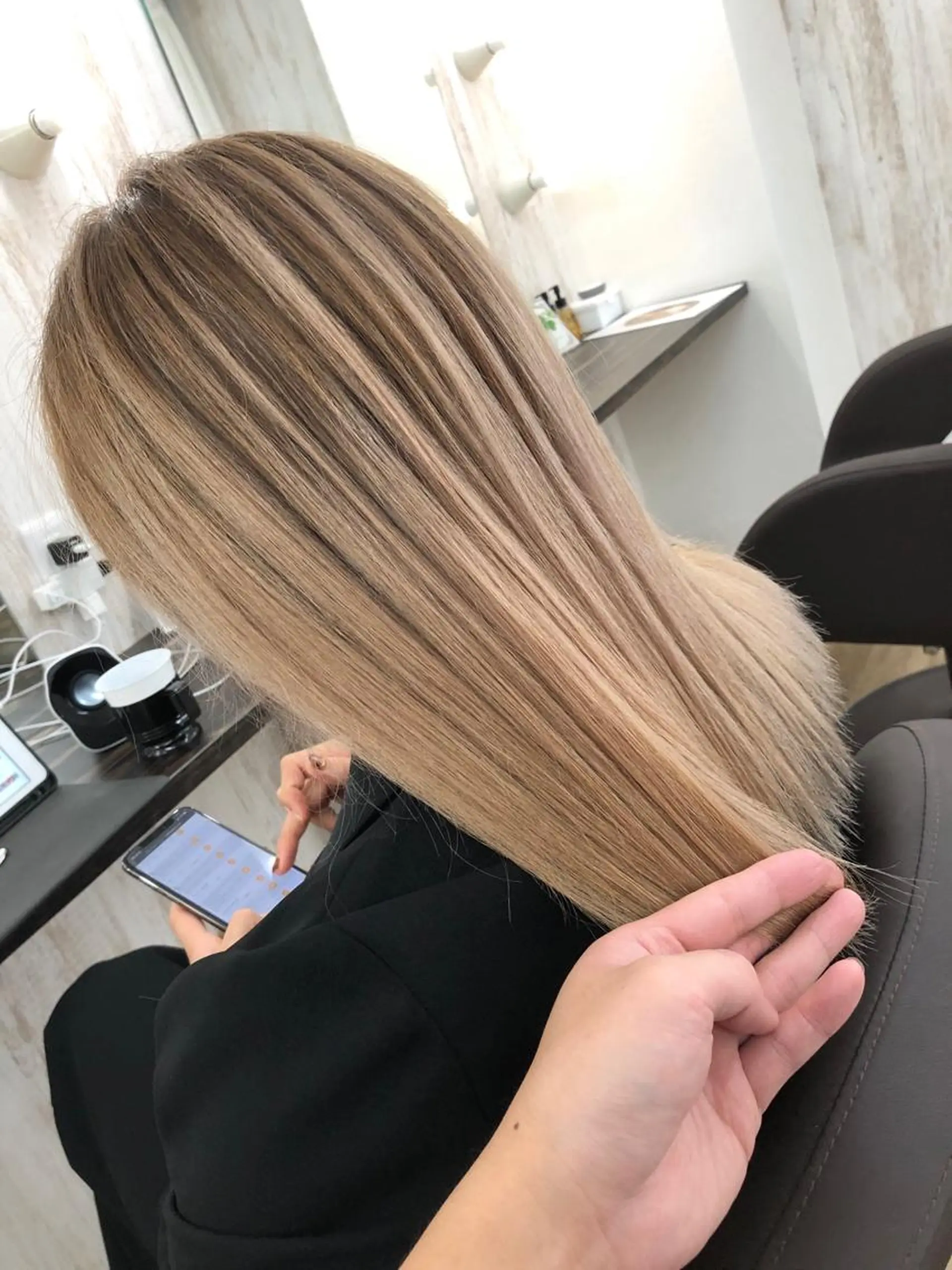 セミロング カラー プライベートサロン LyoN/RYOTAのヘアスタイル