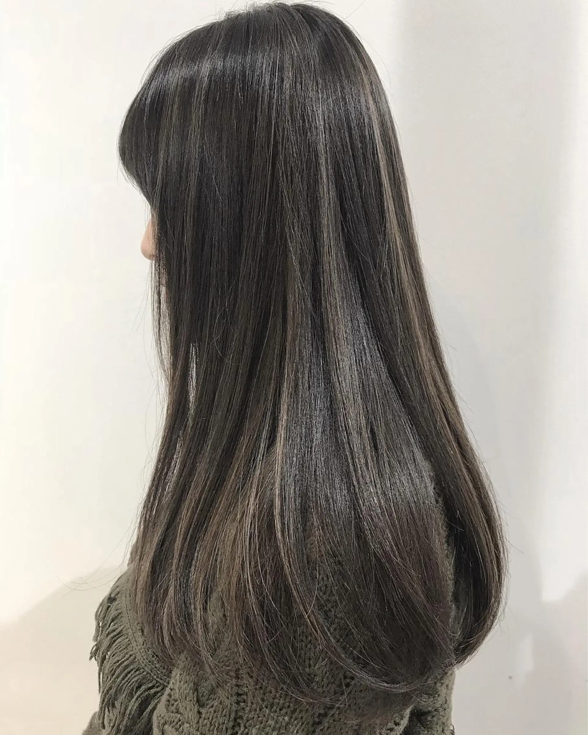 ロング カラー ヘアアレンジ 透明感カラー 髪質改善land千葉所属・阿部 圭悟のヘアスタイル