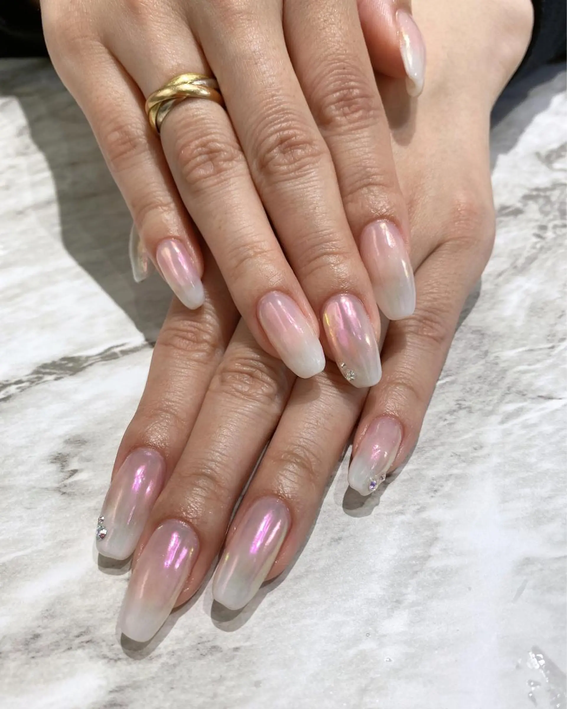 ネイル ミラーネイル ピンク ホワイト ハンドネイル フットネイル ハンドケア nail salon  AlgeTy所属・✴︎:.｡. MAKI.｡.:✴︎のネイルデザイン