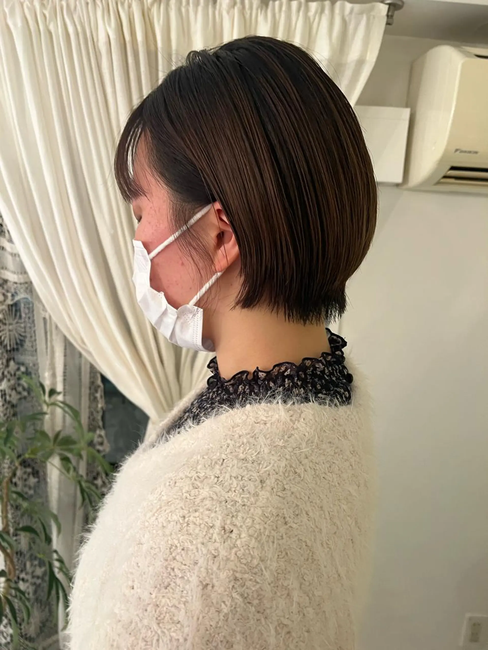 ショート ブリーチカラー🎀 寺門美優のヘアスタイル