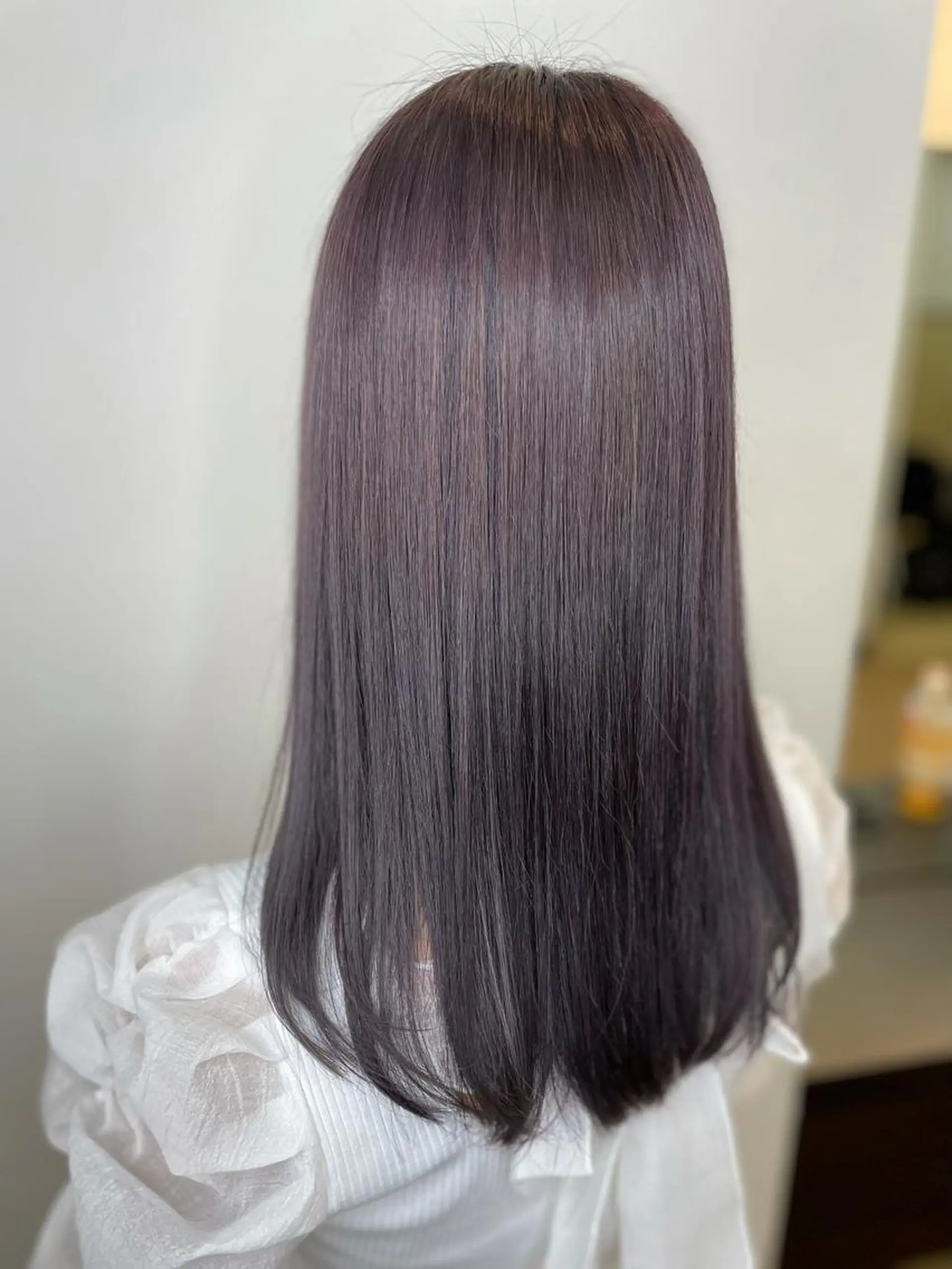 セミロング カラー グレージュ ラベンダーカラー ラベンダーグレージュ ラベンダーグレー ヘアカラー トリートメント IORI #韓国ヘア#髪質改善のヘアスタイル