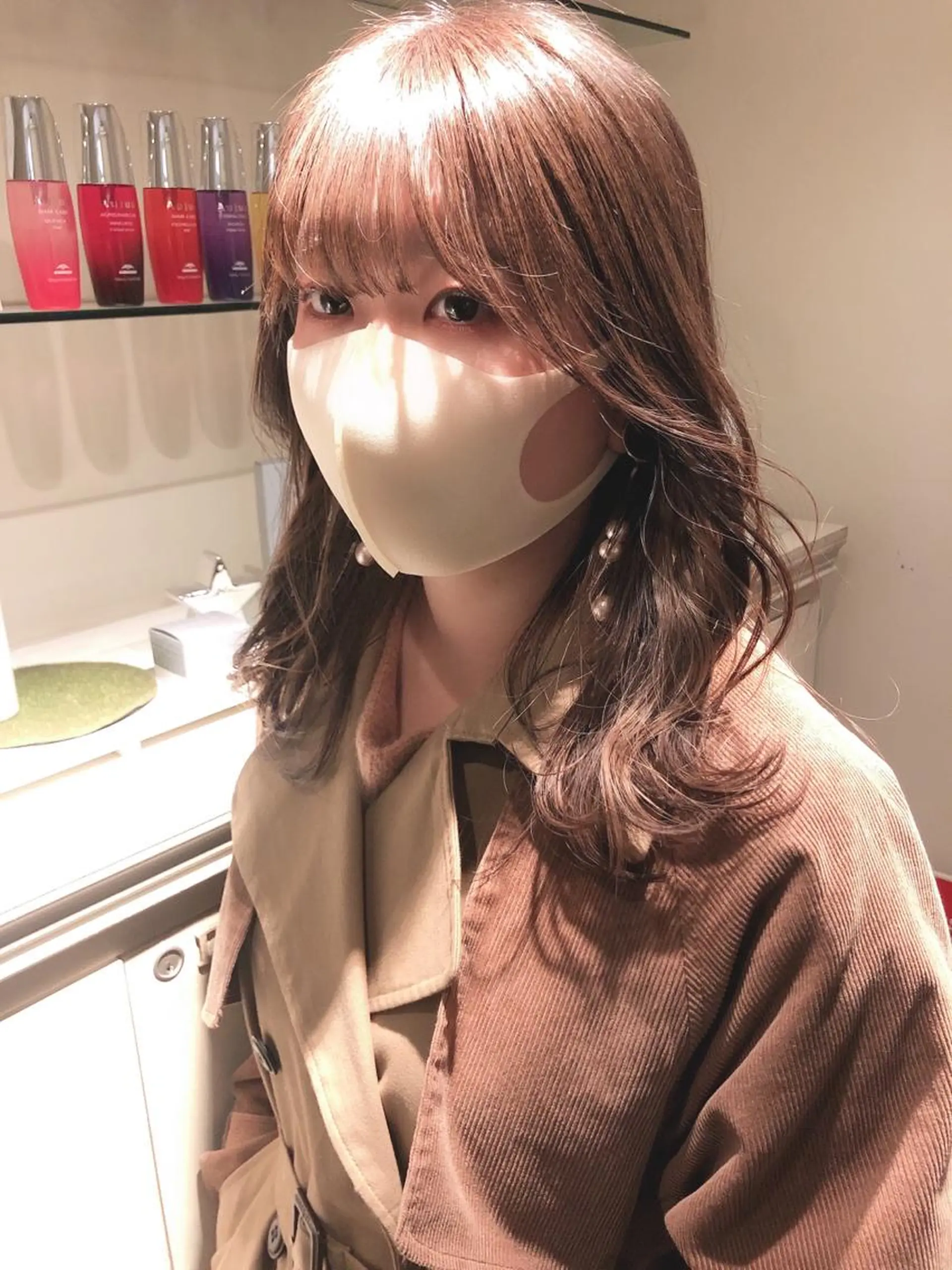 セミロング カラー ぱつっとボブ 古家 佑真のヘアスタイル