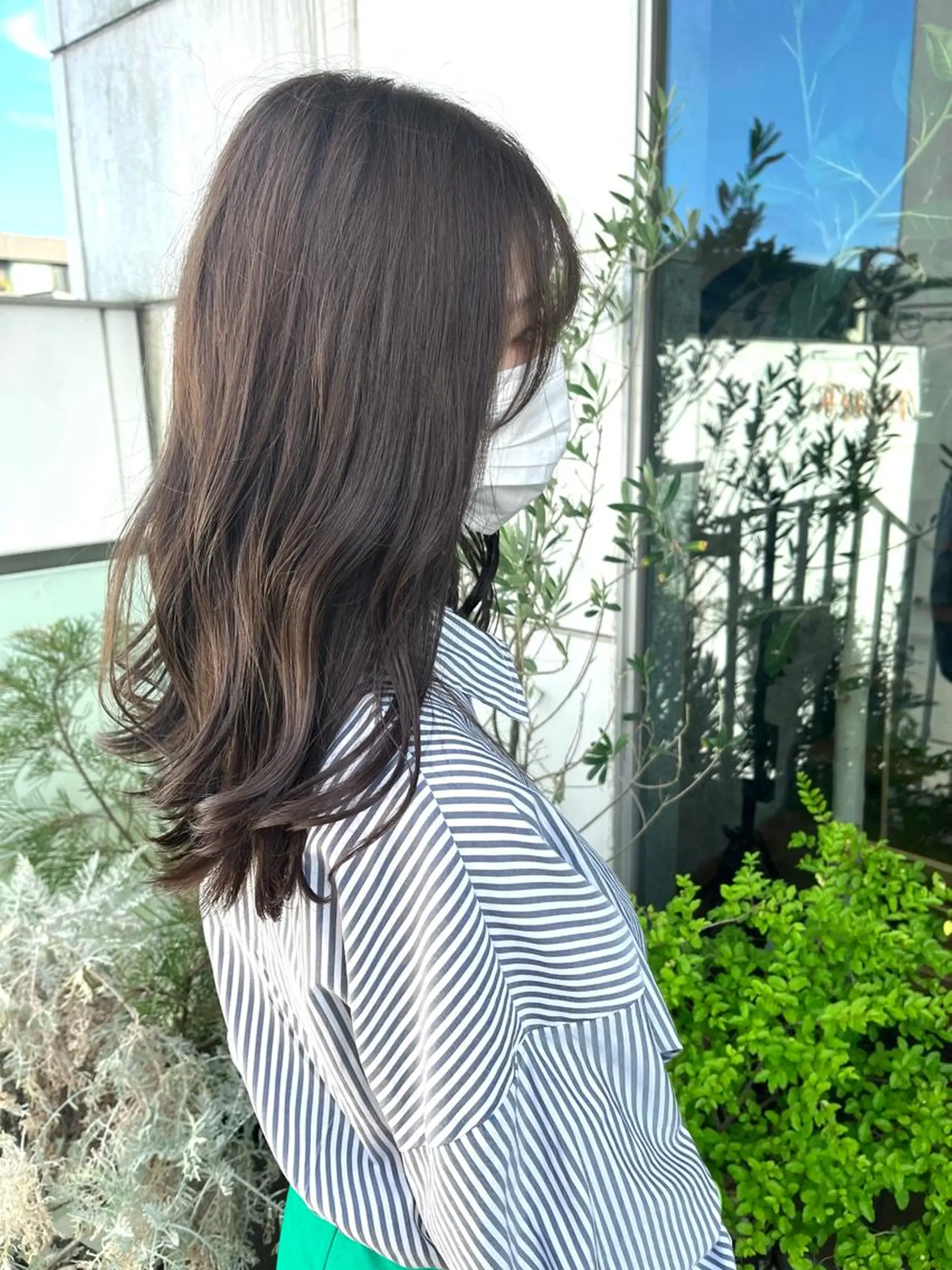 セミロング ヘアカラー トリートメント うるツヤハイトーン✨ /西川郁巳のヘアスタイル