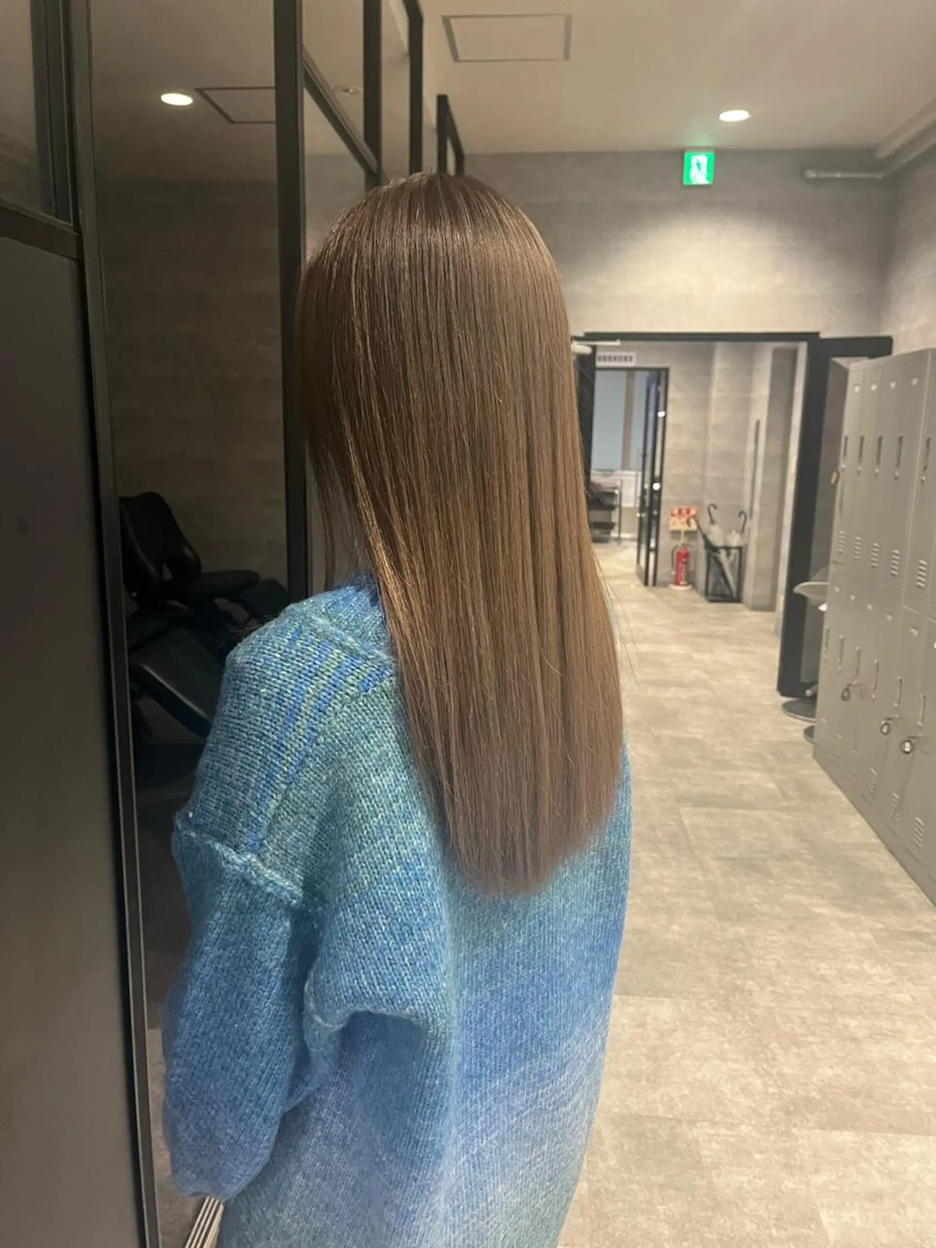 ロング カラー ヘアカラー トリートメント MIES amane(アマネ)のヘアスタイル