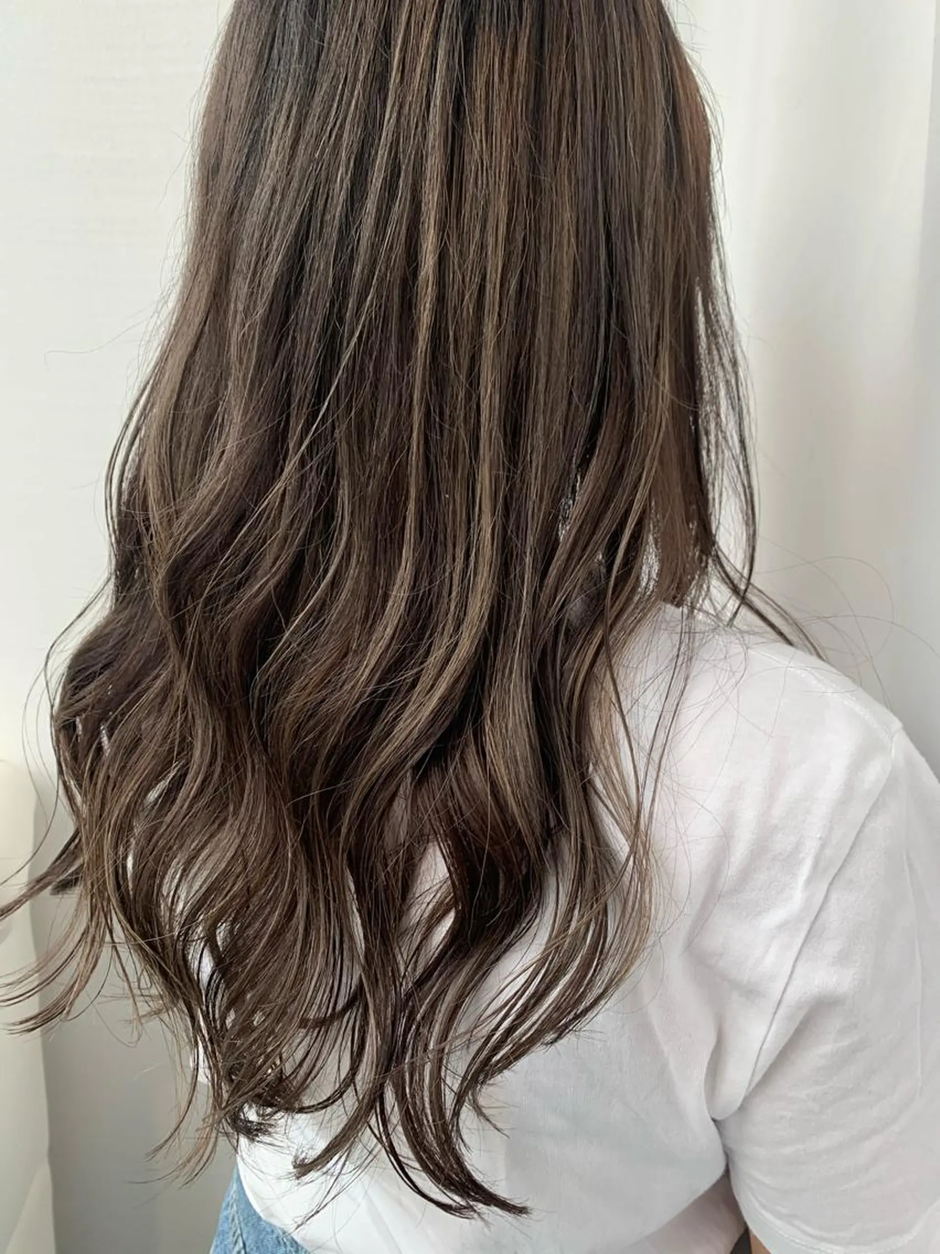 ロング カラー カット ヘアカラー トリートメント FRAME＋spa&hair roomなんば駅前店所属・🦋タナカ ヒナ🦋 ブリーチなしカラーのヘアスタイル