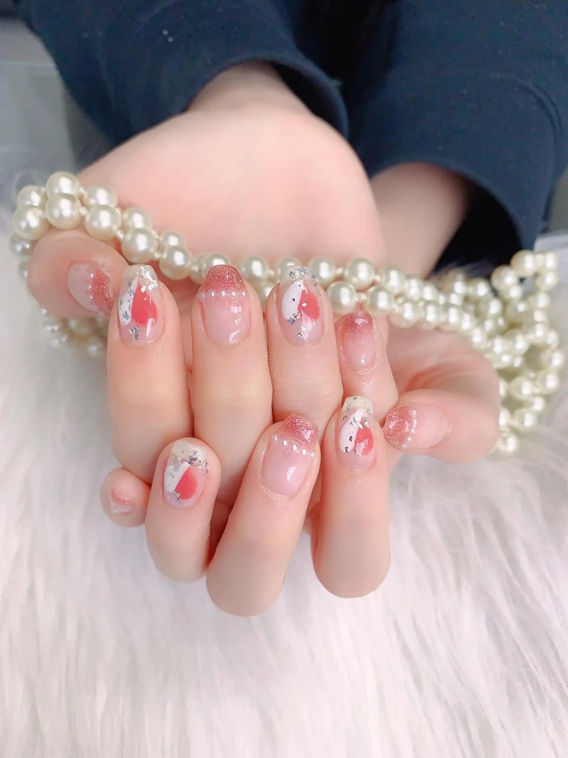 ネイル ハンドネイル ネイルサロンAiri 長さ出し·シンプルのネイルデザイン