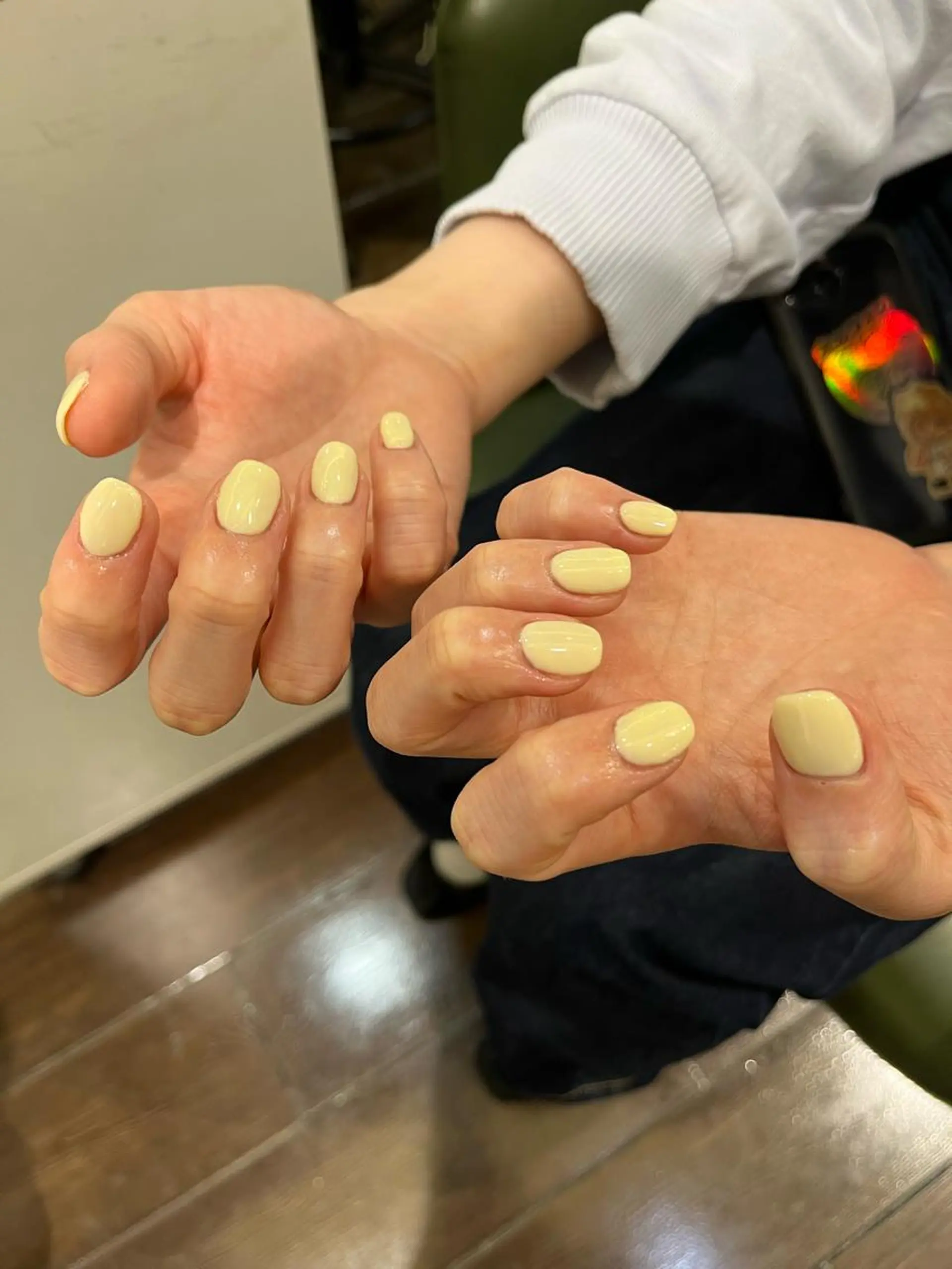 ネイル ワンカラーネイル ピンク ハンドネイル ハンドケア 透明感カラー こだわりカットあさみのヘアスタイル