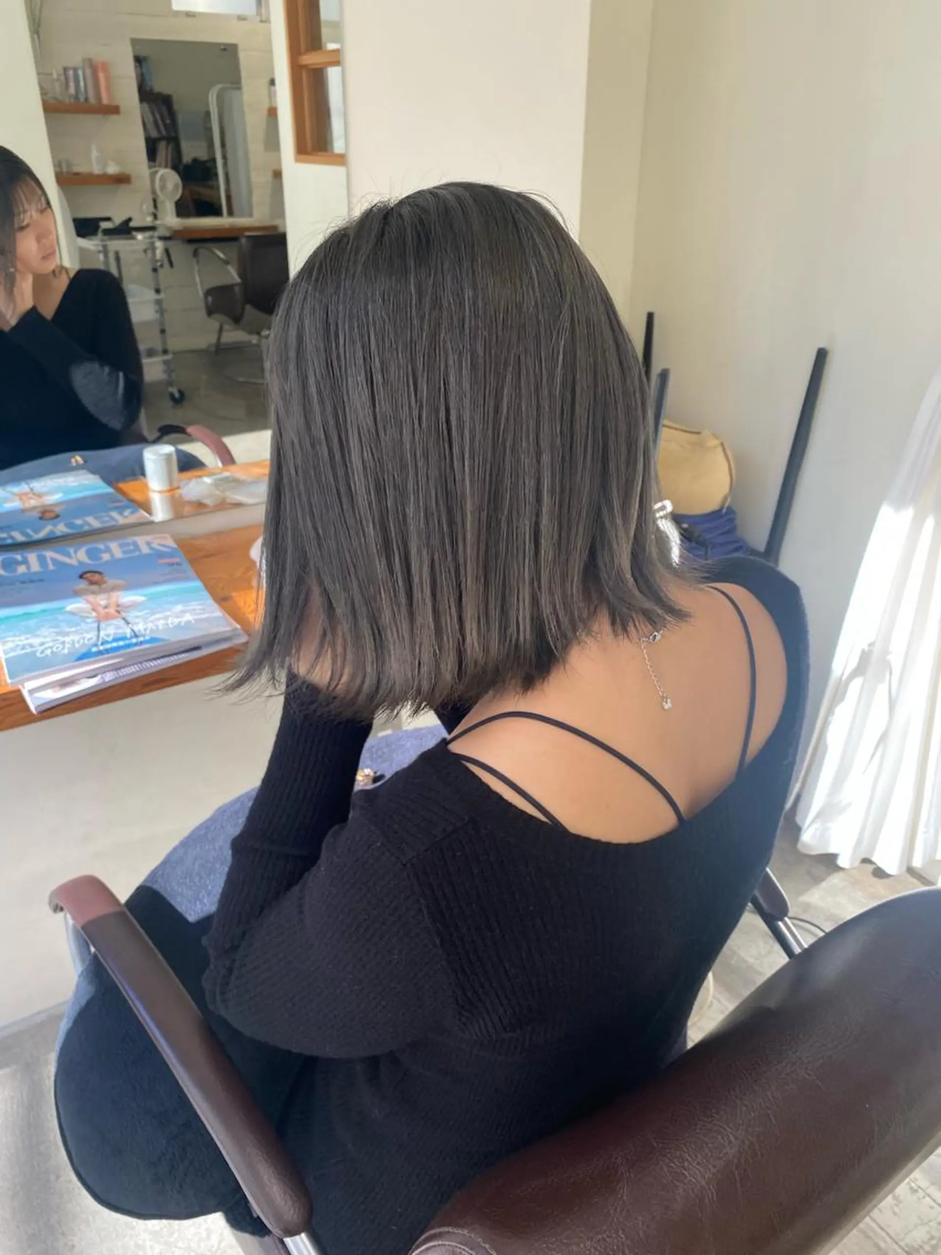 ミディアム カラー ヘアアレンジ ベージュカラー オリーブベージュ オリーブグレー カット 艶髪💫透明感カラー 🕊まやのヘアスタイル