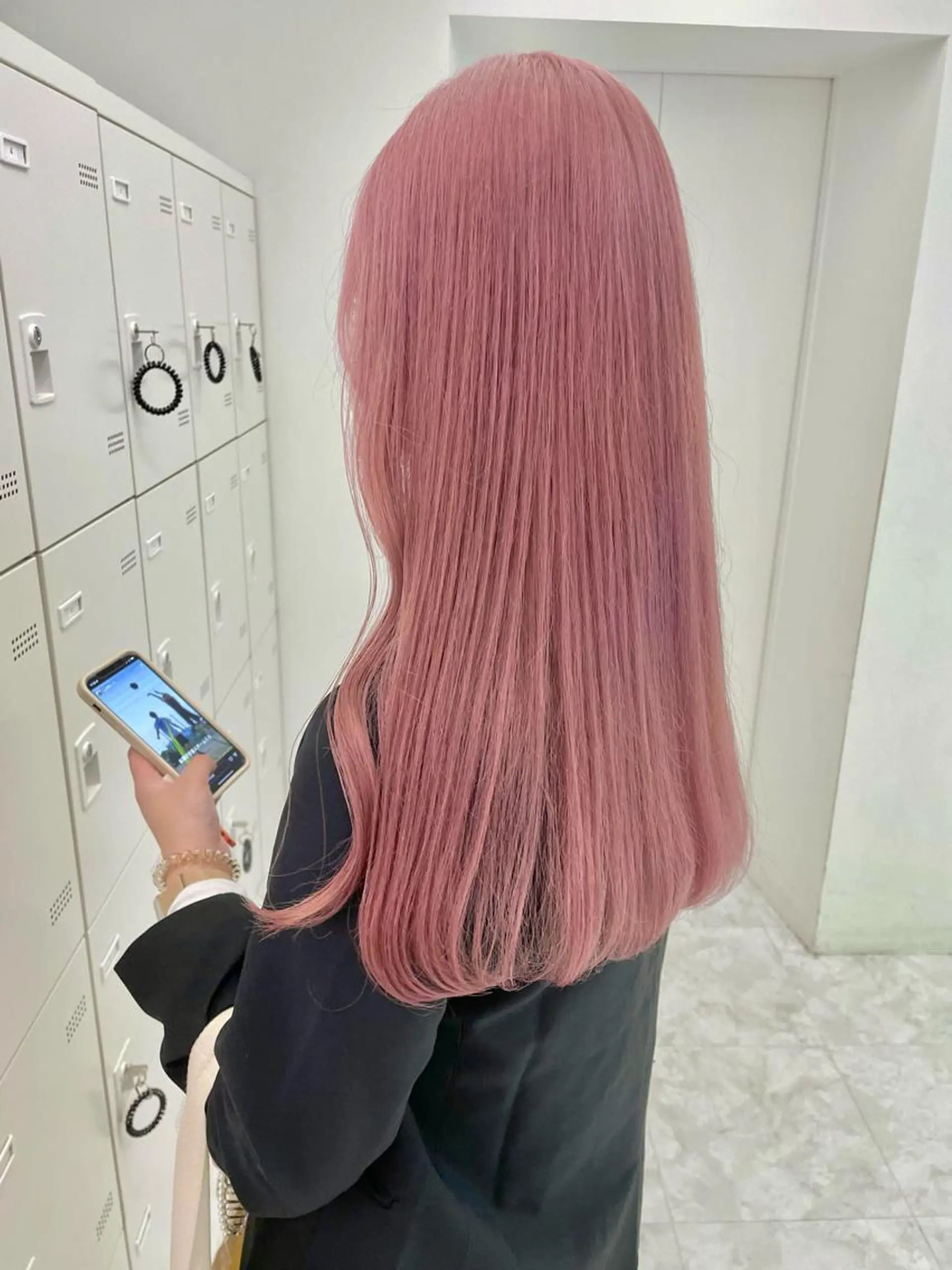 ロング カラー ヘアアレンジ ネイル マツエク・マツパ アイブロウ ヘアカラー トリートメント ヘッドスパ ヘアセット 🤍ベージュ×艶髪 🤍Ryuta🤍のヘアスタイル