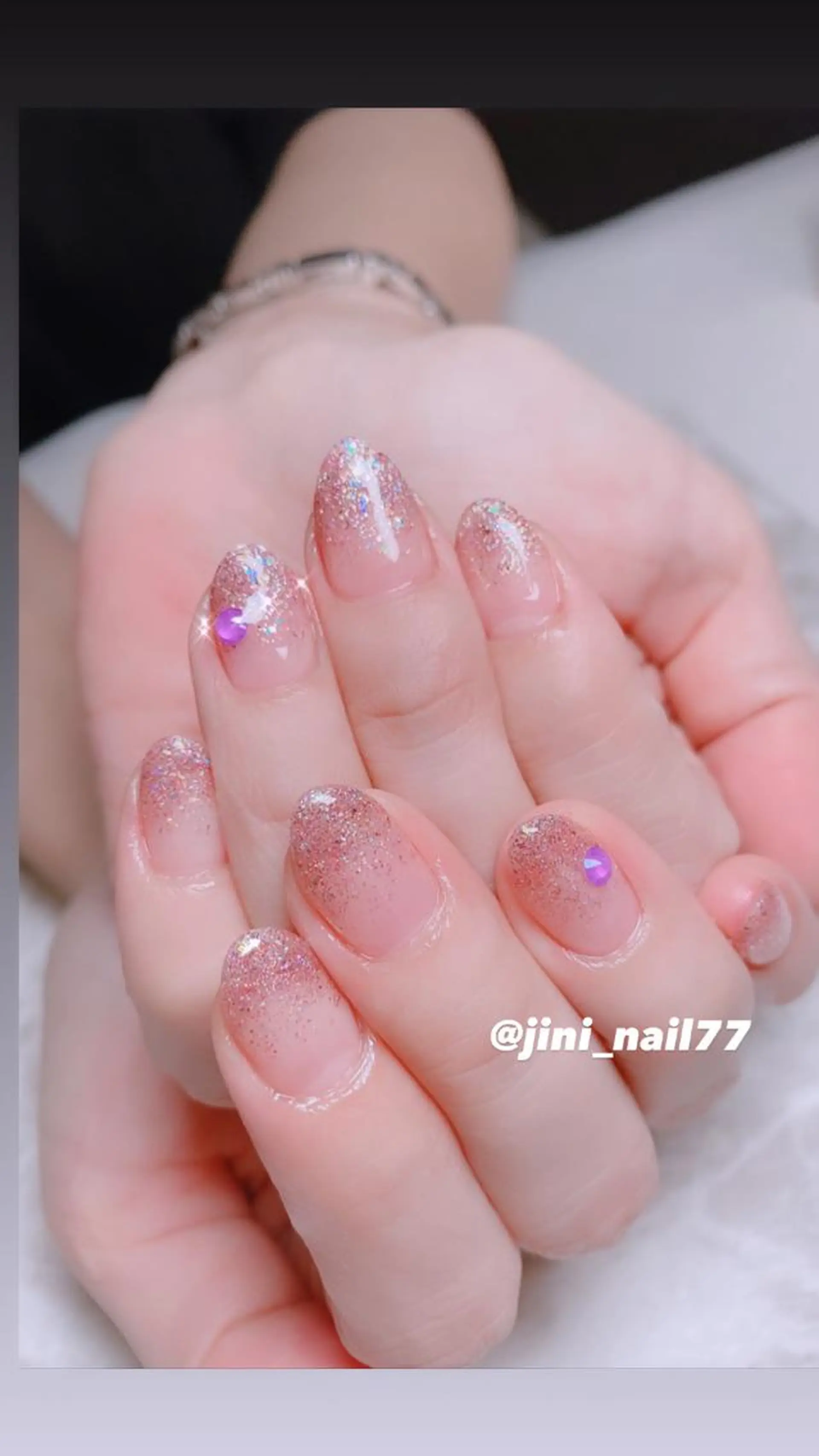 ネイル ハンドネイル JINI NAIL所属・ジニ ネイルのネイルデザイン