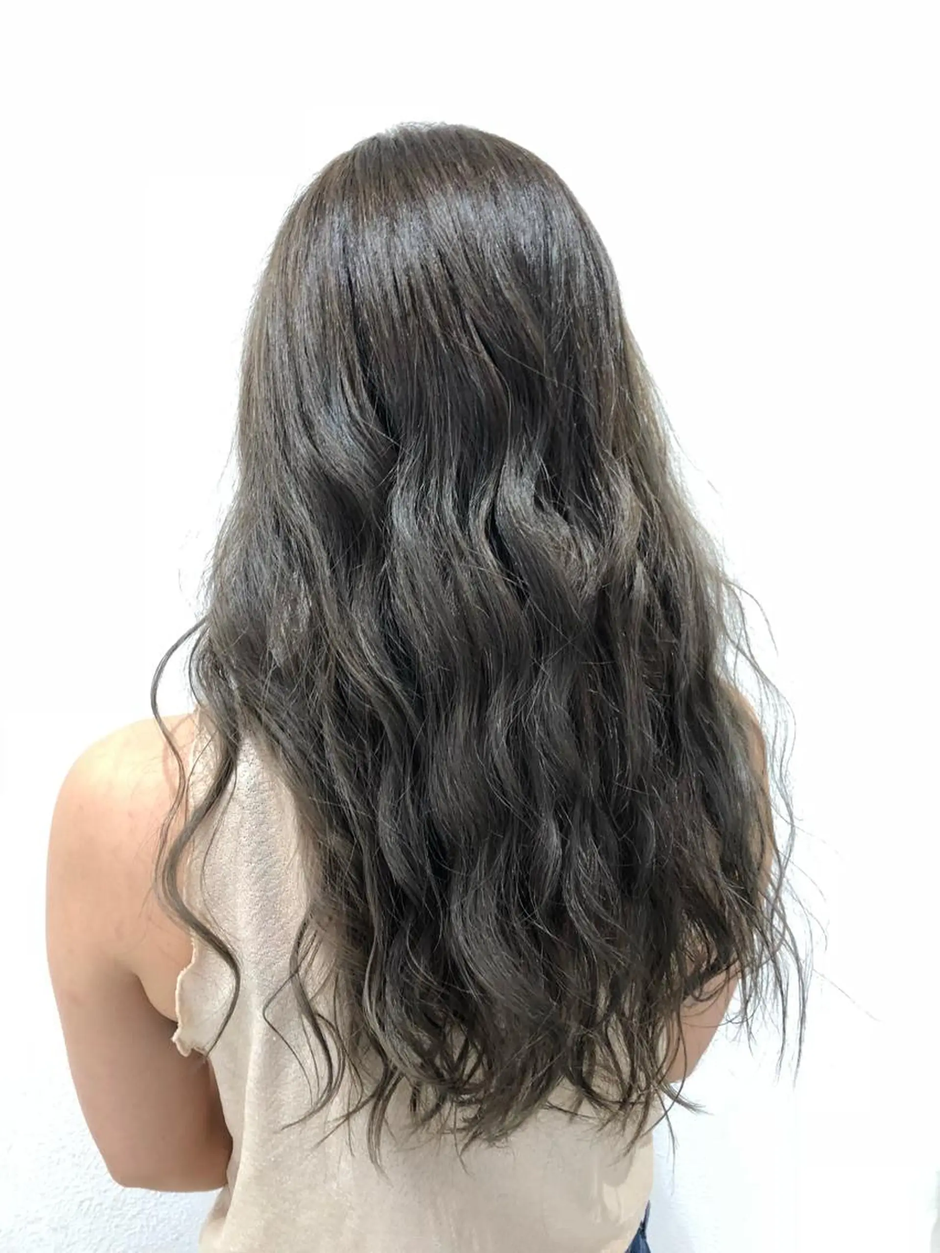 ロング 外国人風カラー 岸 保奈美のヘアスタイル