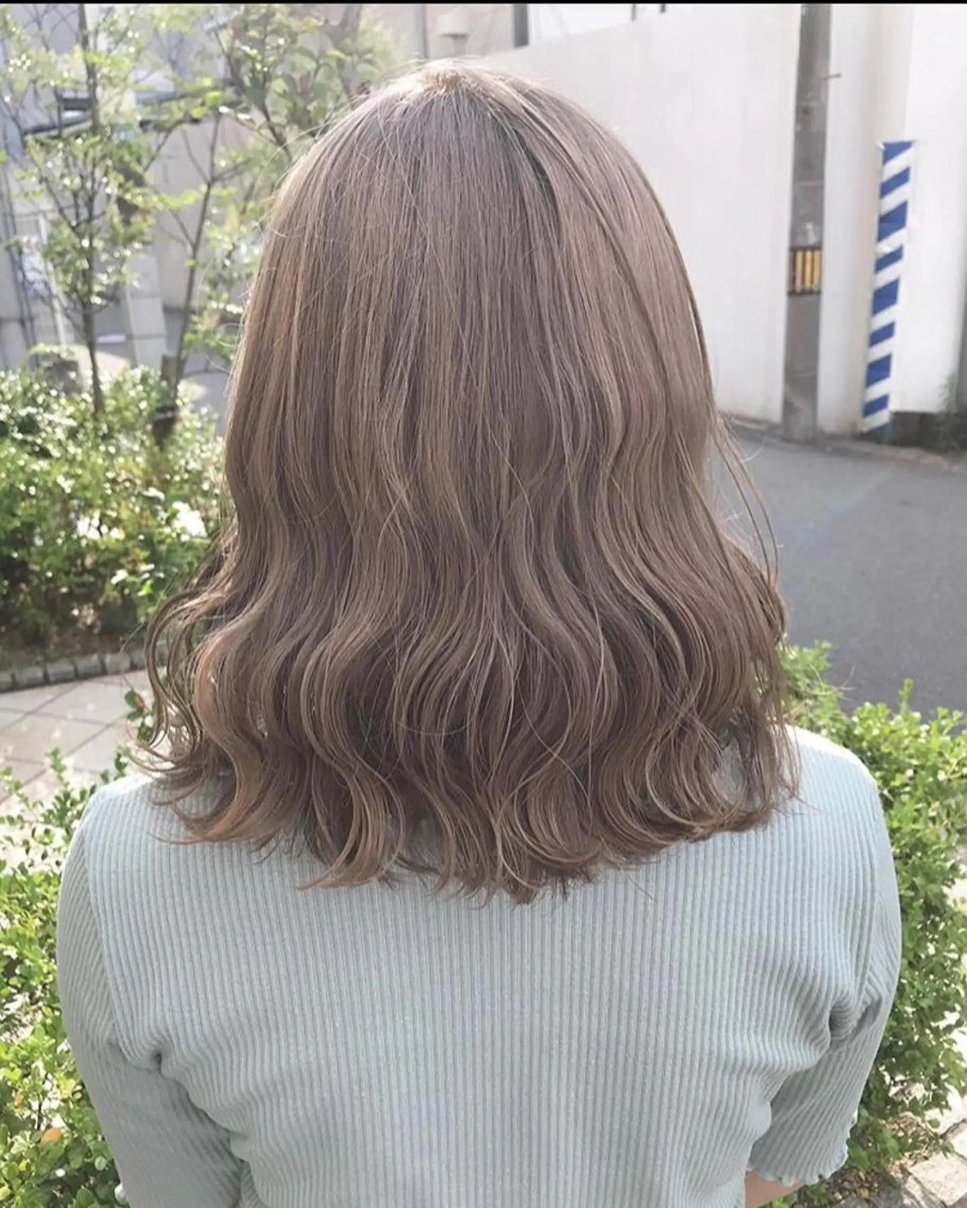 セミロング カラー 髪質改善/ ツヤ髪カラー/高井のヘアスタイル