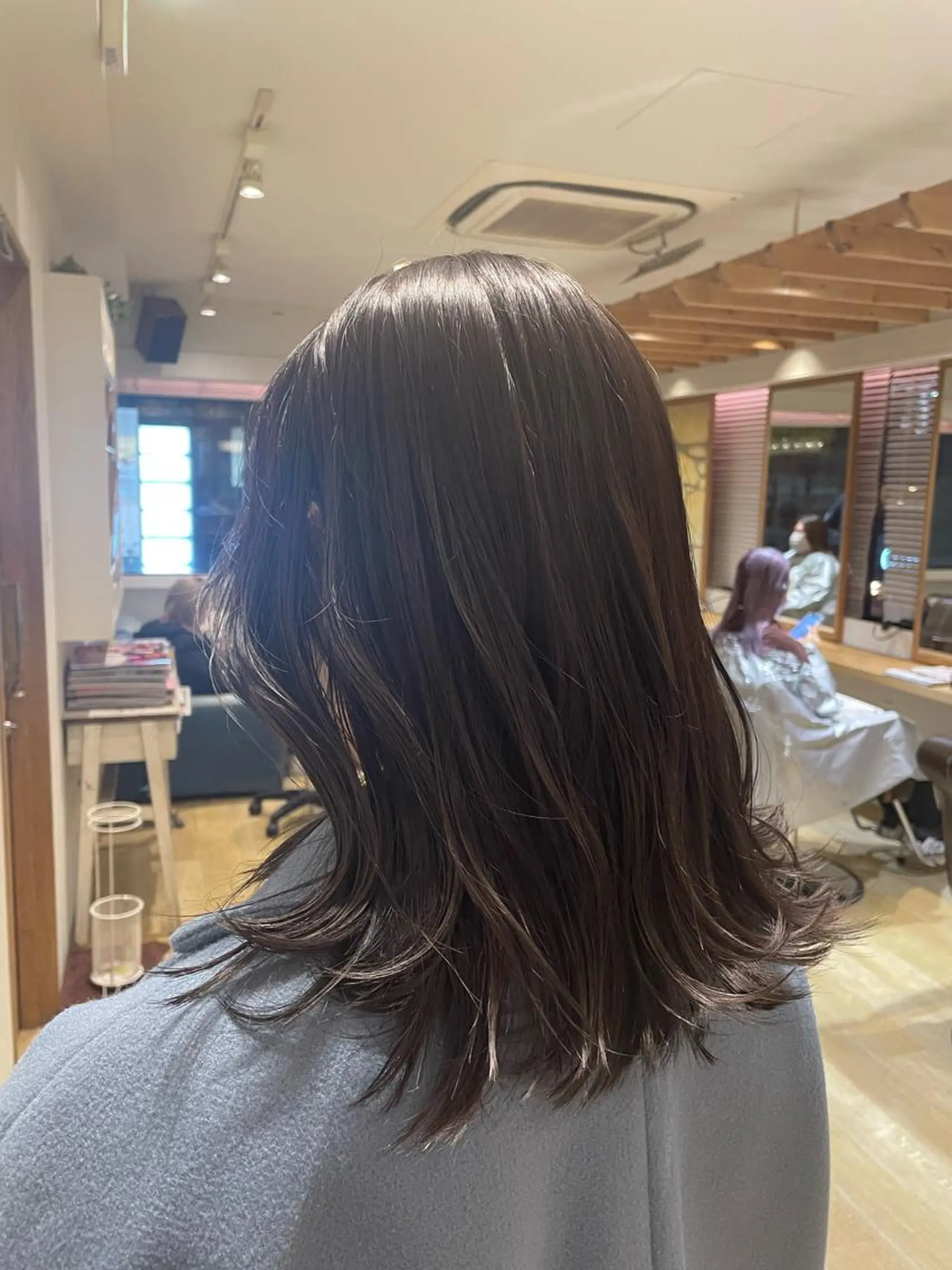 セミロング カラー パーマ ヘアアレンジ メンズ キッズ ネイル マツエク・マツパ アイブロウ 新宿　副店長 新井彩斗のヘアスタイル