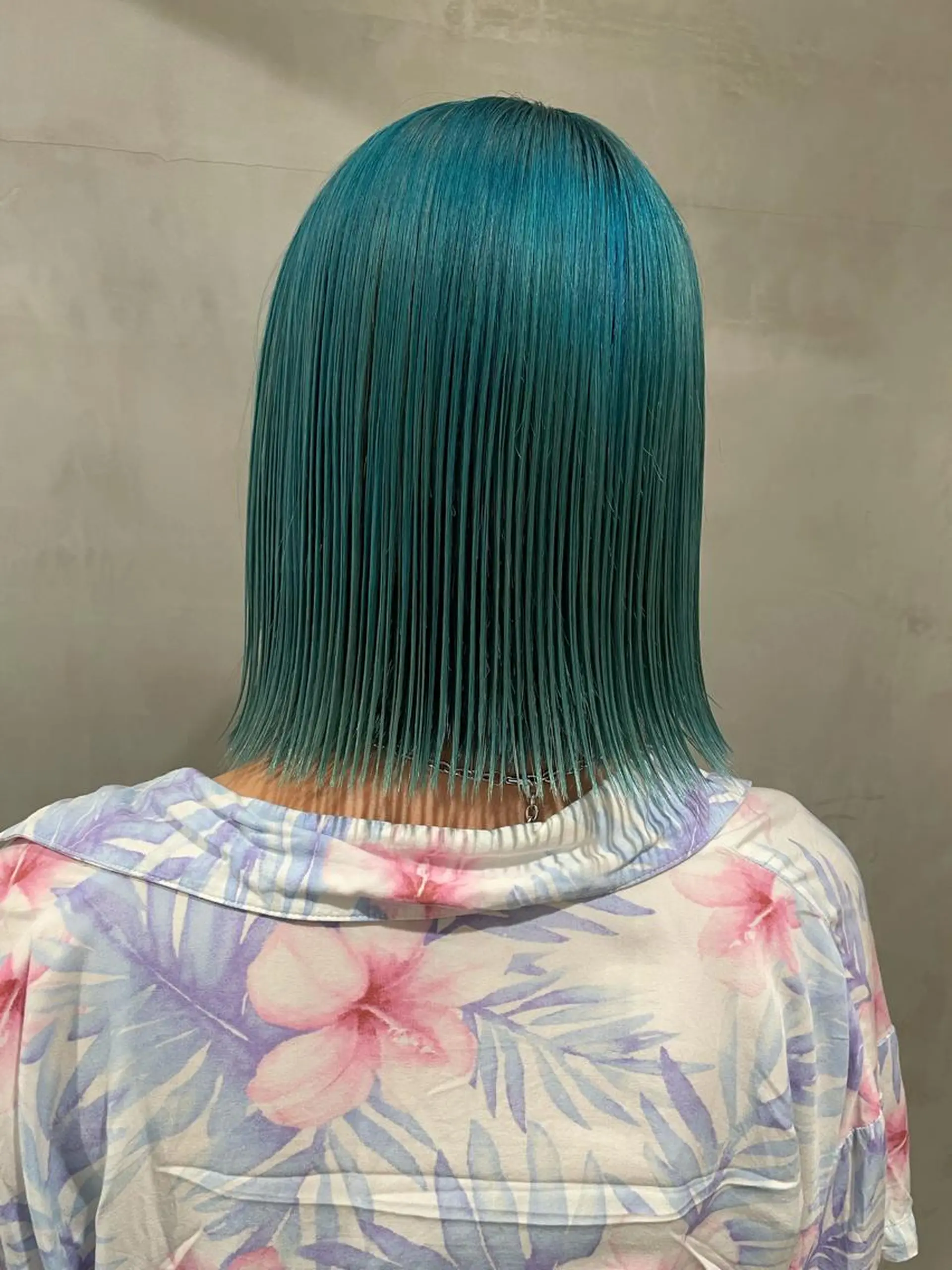 ミディアム カラー ヘアカラー トリートメント 優 作のヘアスタイル