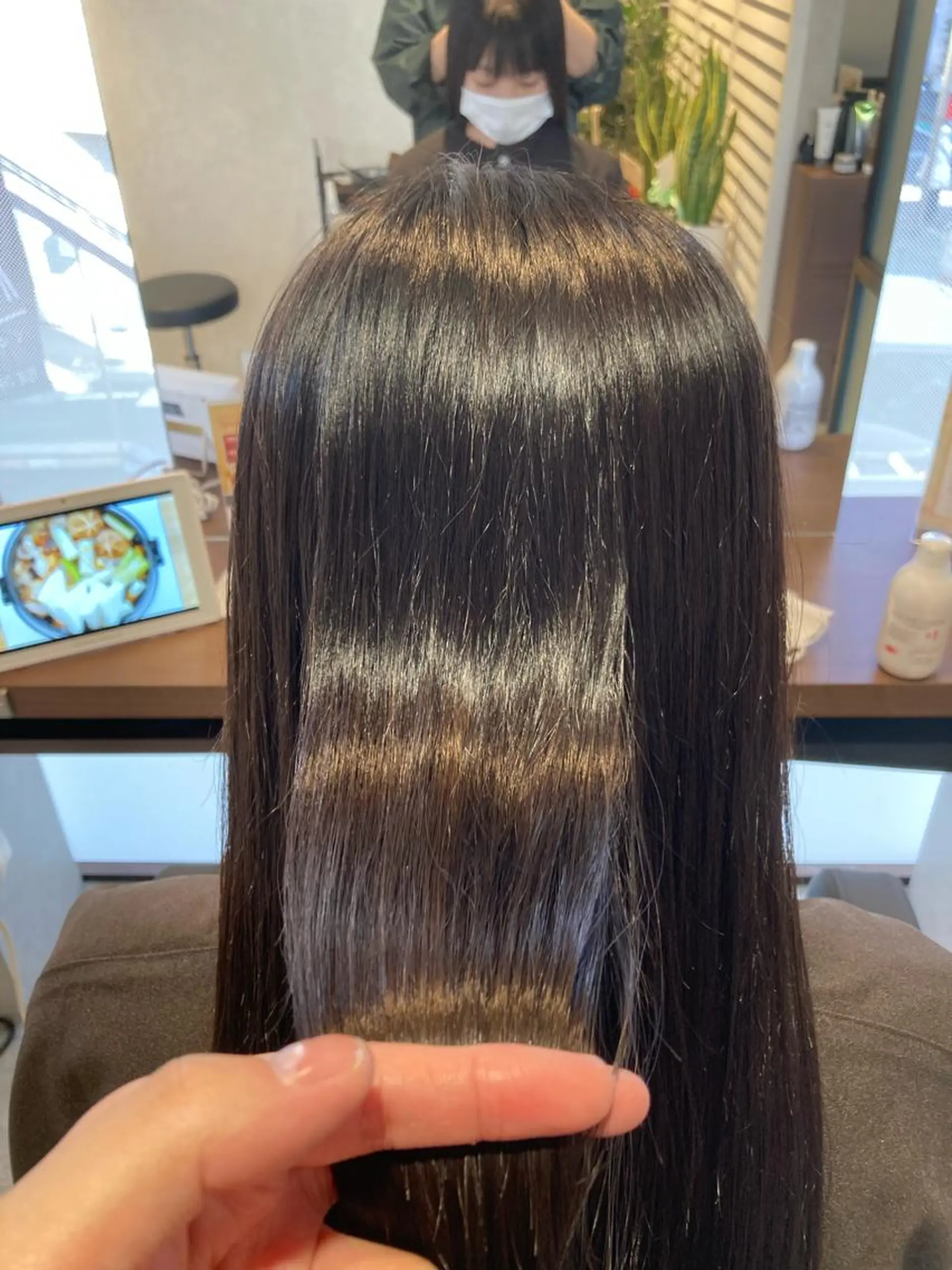 セミロング トリートメント 宮下 弦也のヘアスタイル