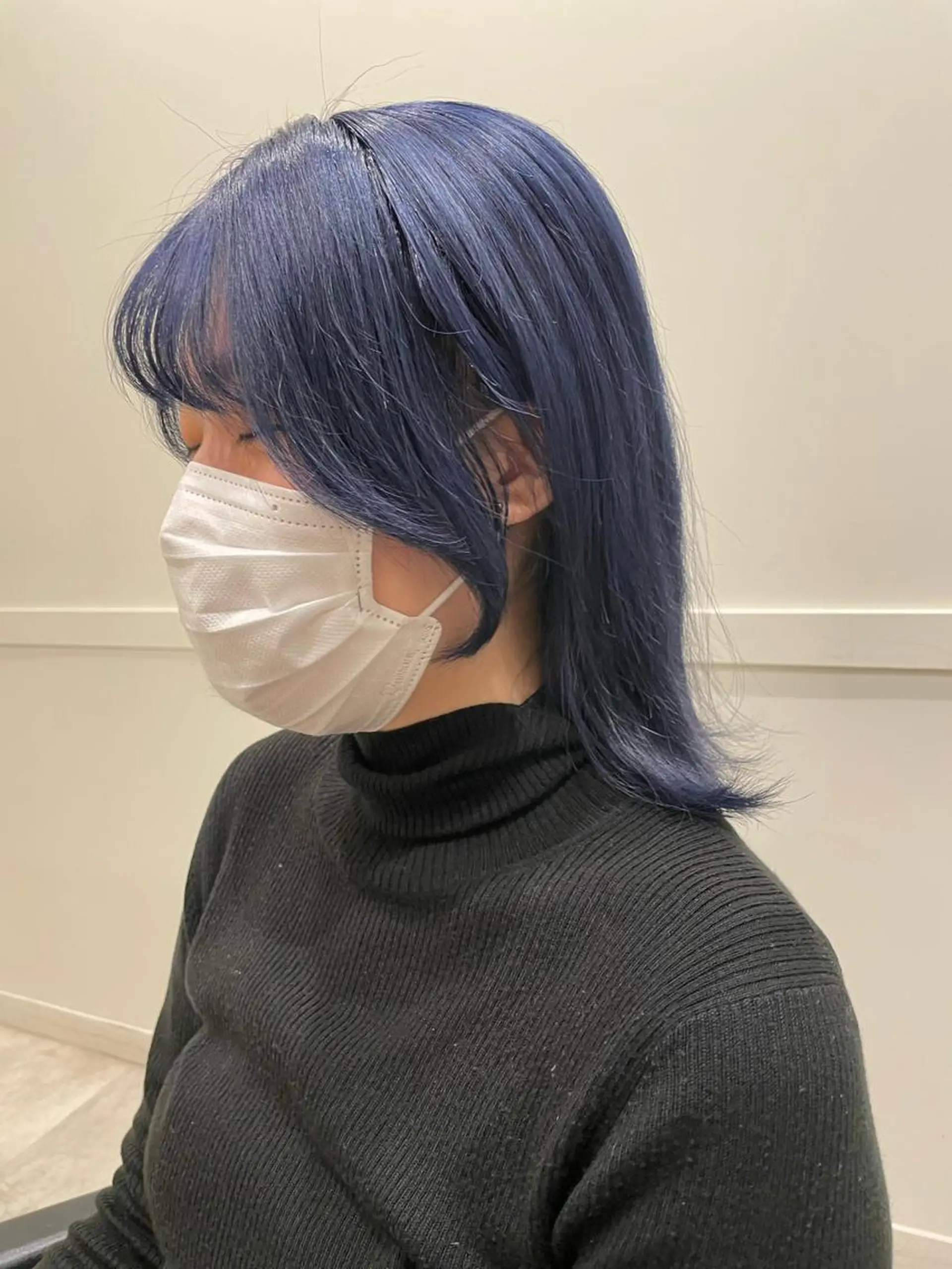 ミディアム カラー ブルーカラー ネイビーカラー ボブ おくれ毛 カット ヘアカラー トリートメント ヘアセット メンズ特化 パーマ/オザワのヘアスタイル