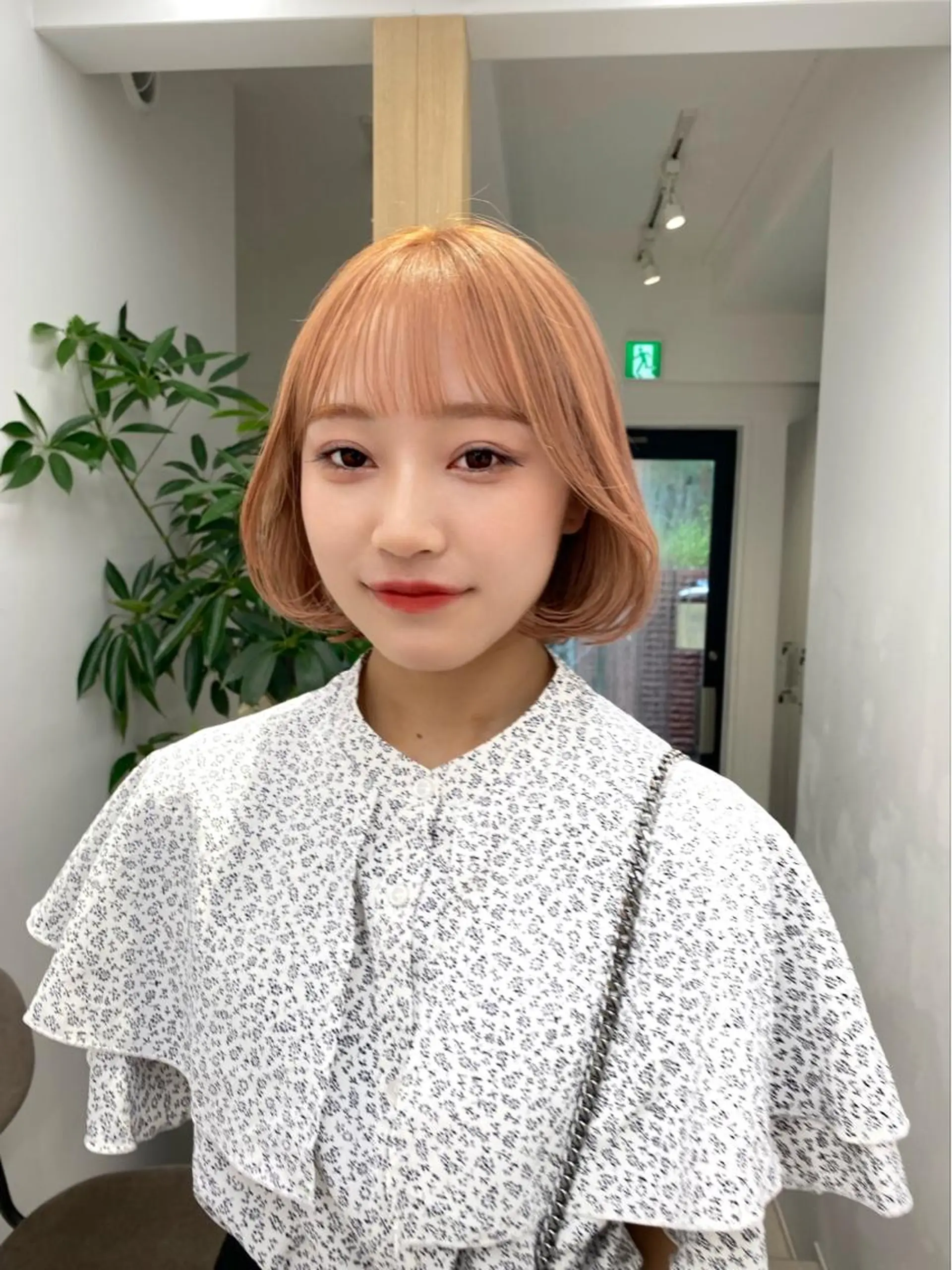 ショート カラー タンバルモリ 外ハネヘア Lomalia 🤍🫧/makoのヘアスタイル