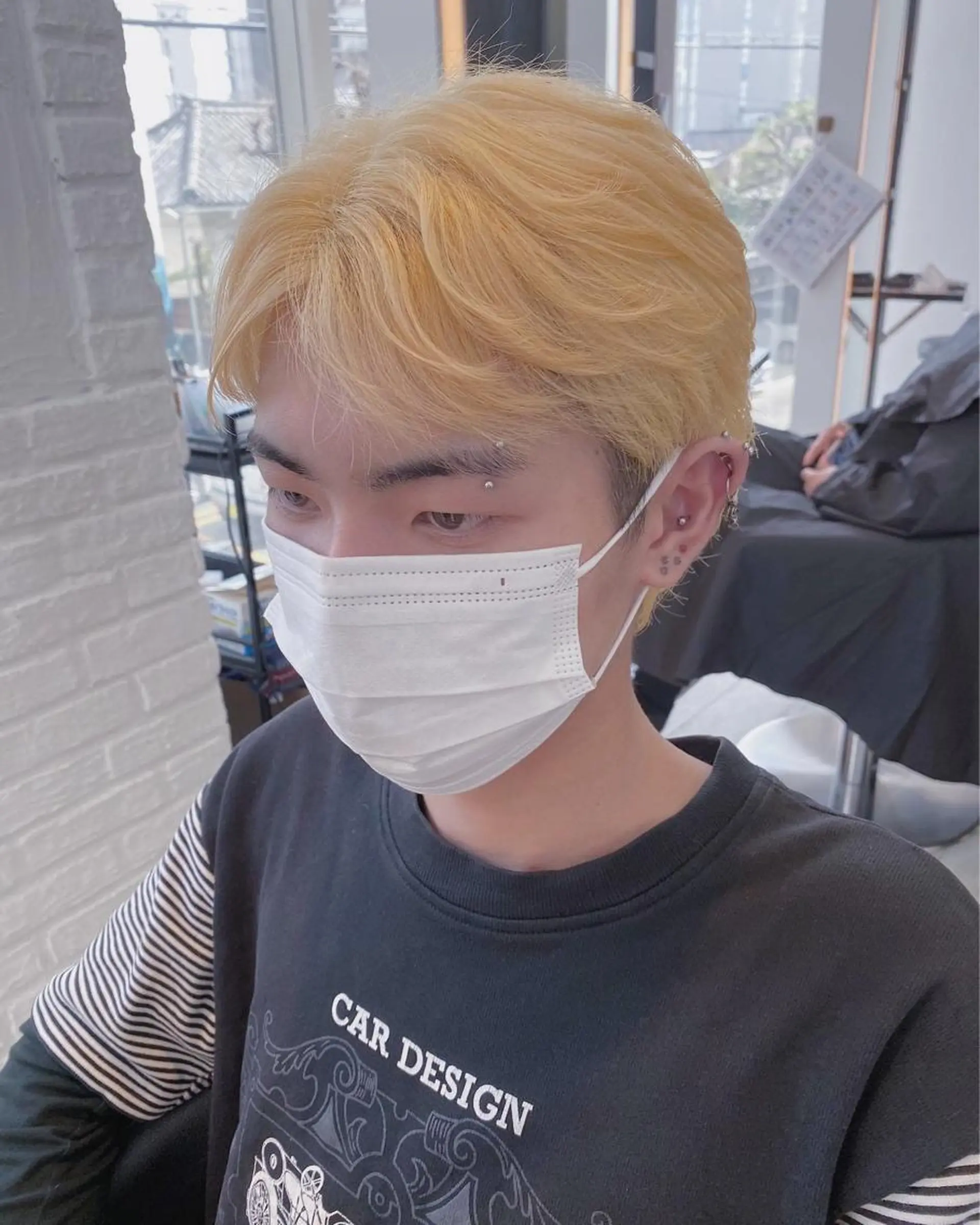 ショート カラー メンズ ブロンド カット ヘアカラー トリートメント 鈴木直之/ハイトーン /ボブ/美髪矯正のヘアスタイル