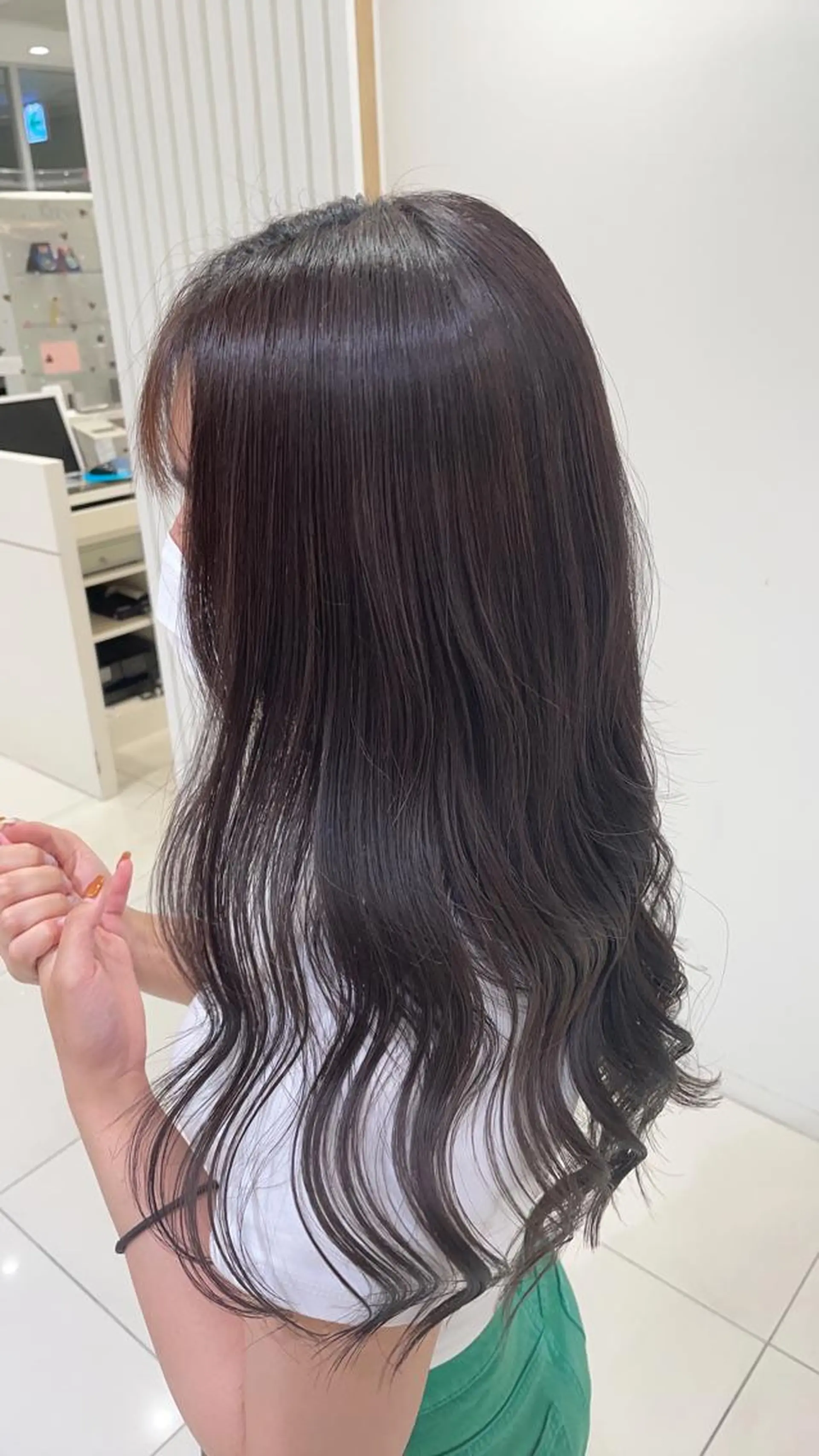 ロング カラー ご新規様限定クーポン あります　桂口　烈闘のヘアスタイル