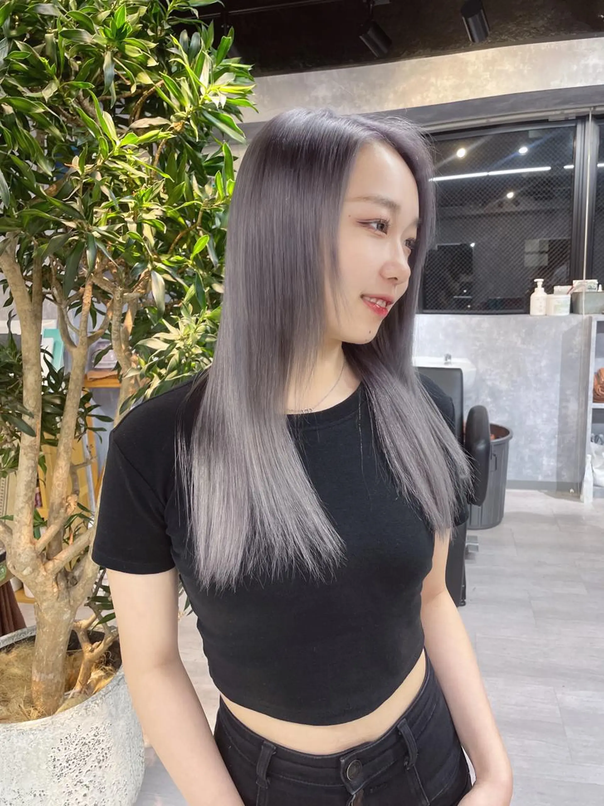 ロング カラー 宮城 ほのかのヘアスタイル