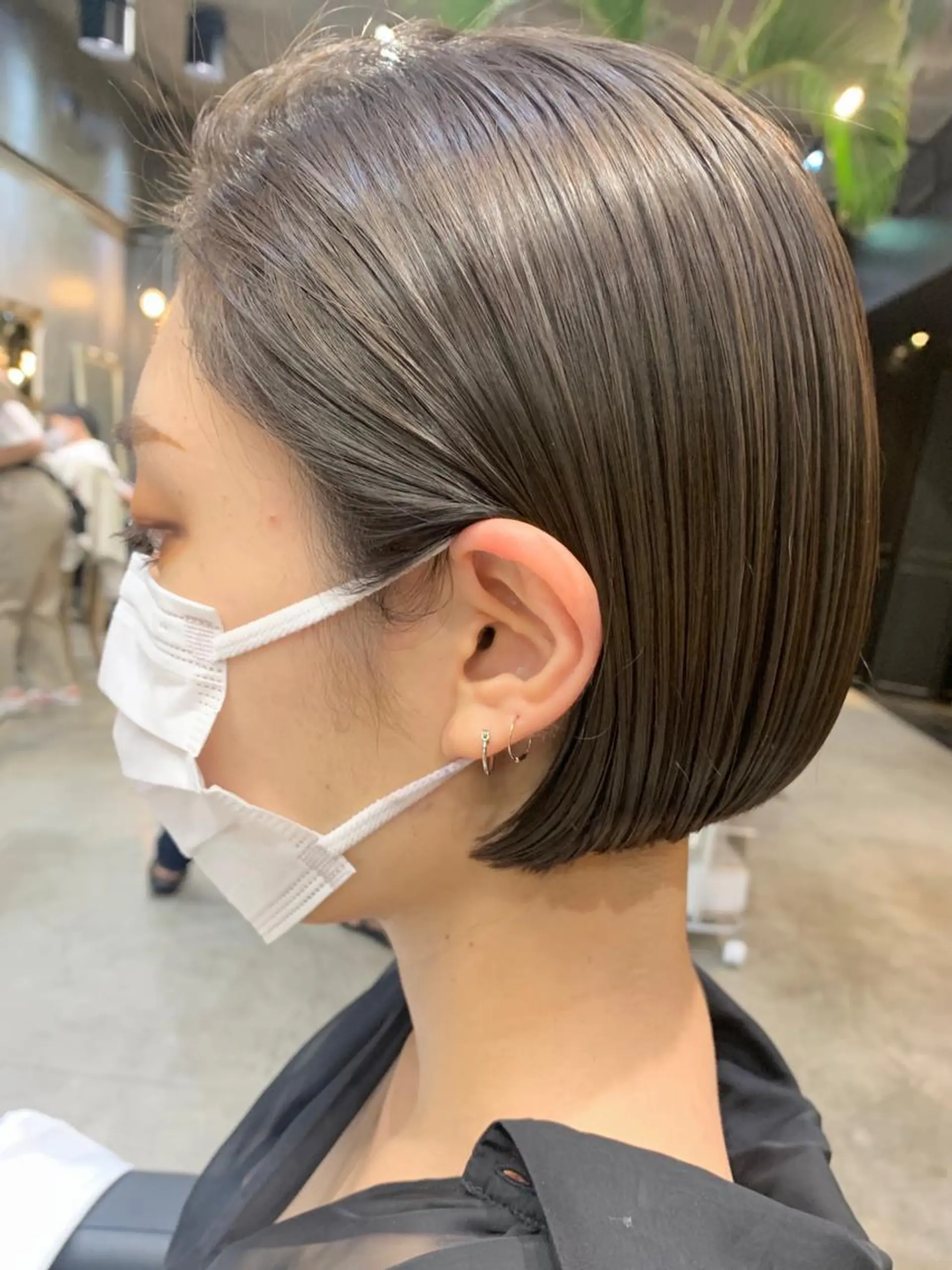 ミディアム カラー パーマ ヘアアレンジ ネイル マツエク・マツパ アイブロウ 前髪パーマ/割れ癖 /レイヤー/駅近のヘアスタイル