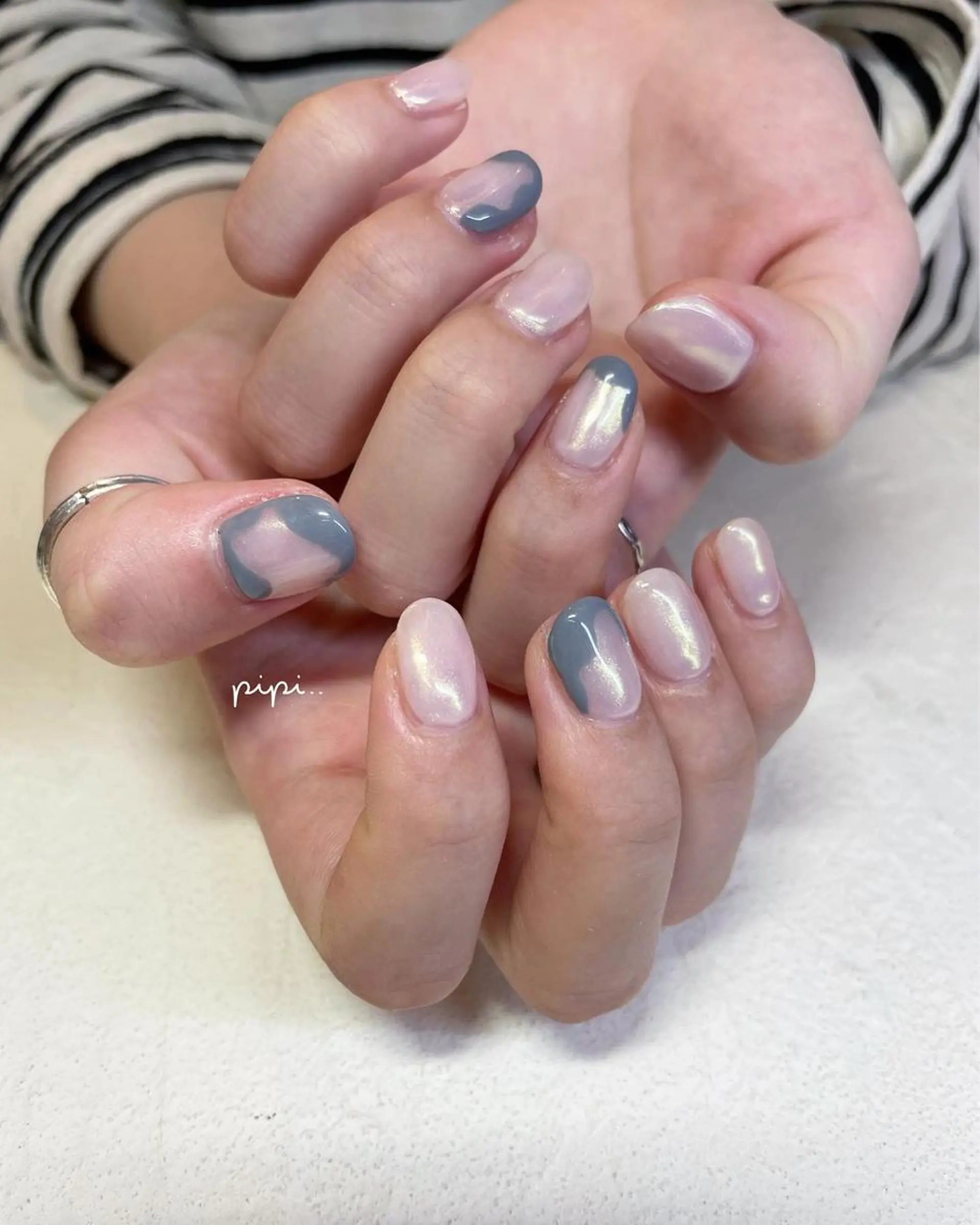 ショート ネイル オーロラネイル pipi..所属・pipi ..のネイルデザイン
