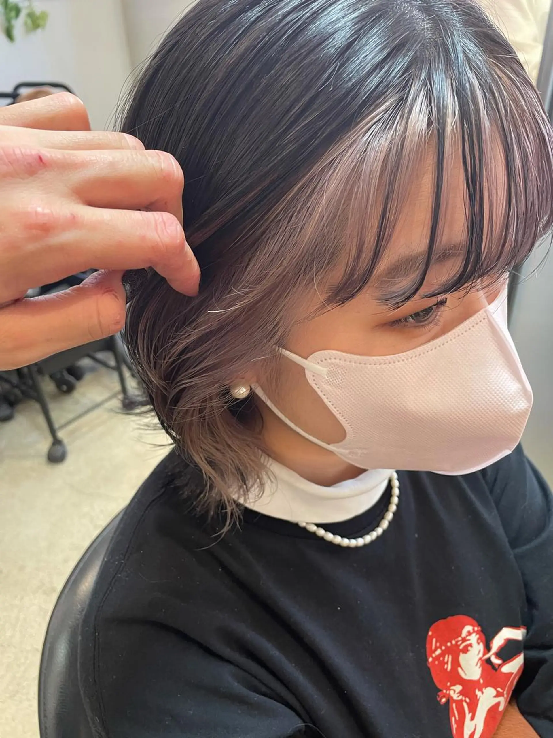 ミディアム カラー パーマ ヘアアレンジ ヘアカラー トリートメント ハイトーンカラー🤍 山下 優華のヘアスタイル