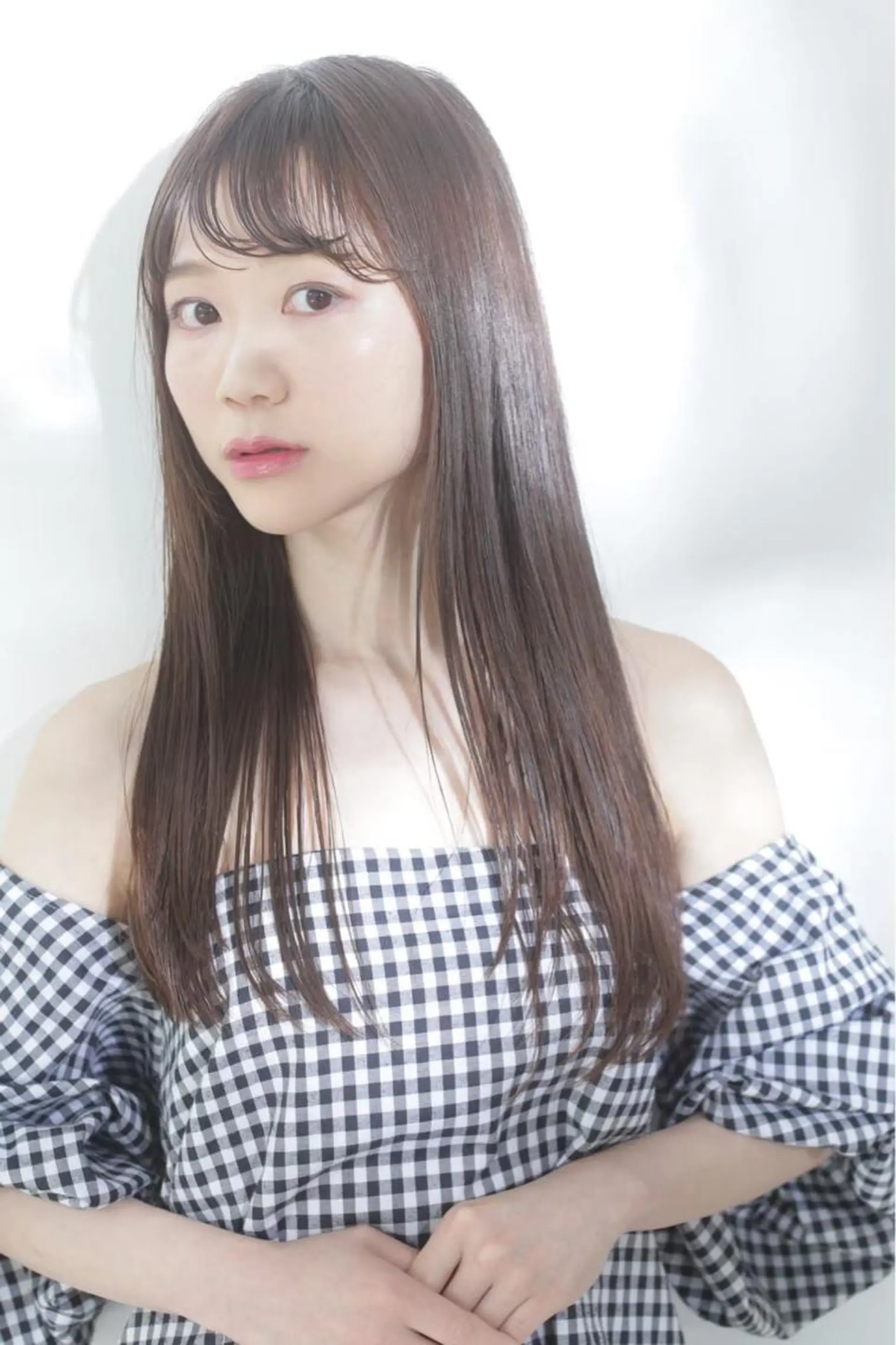 ロング 山川 玲奈のヘアスタイル