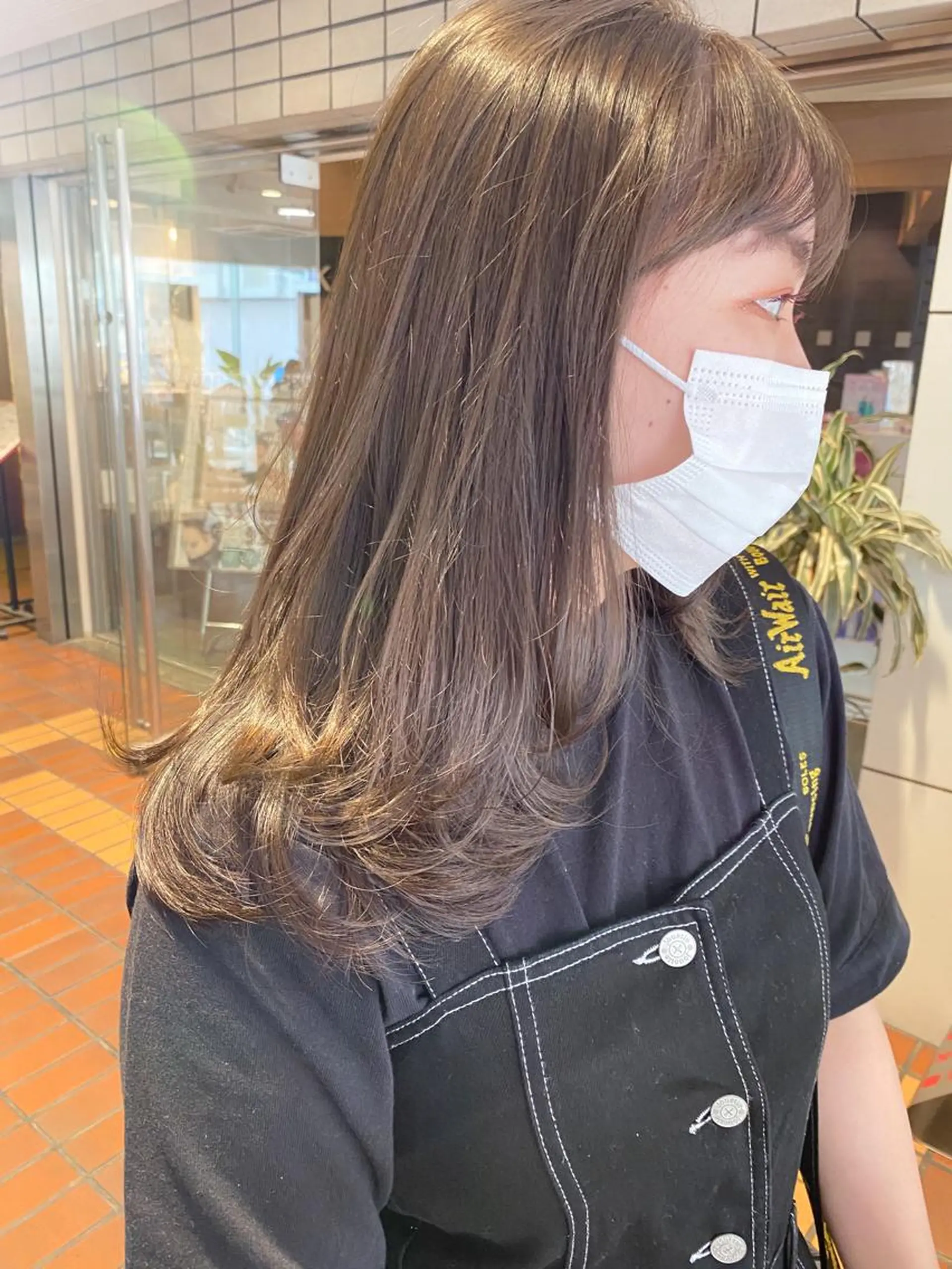 ロング カラー ベージュカラー フォギーベージュ ハイライトカラー ハイライト レイヤー/ベージュ カラー/ハシモトのヘアスタイル