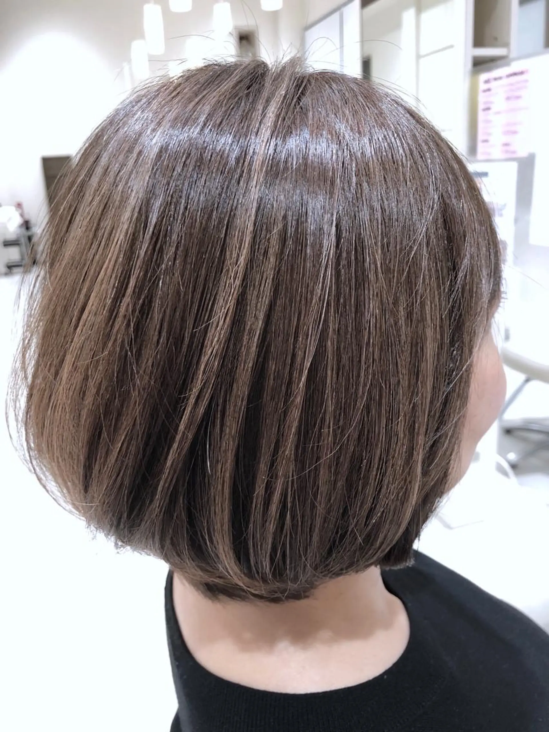 ミディアム ハイライト レイヤーカット 福元 保雄のヘアスタイル