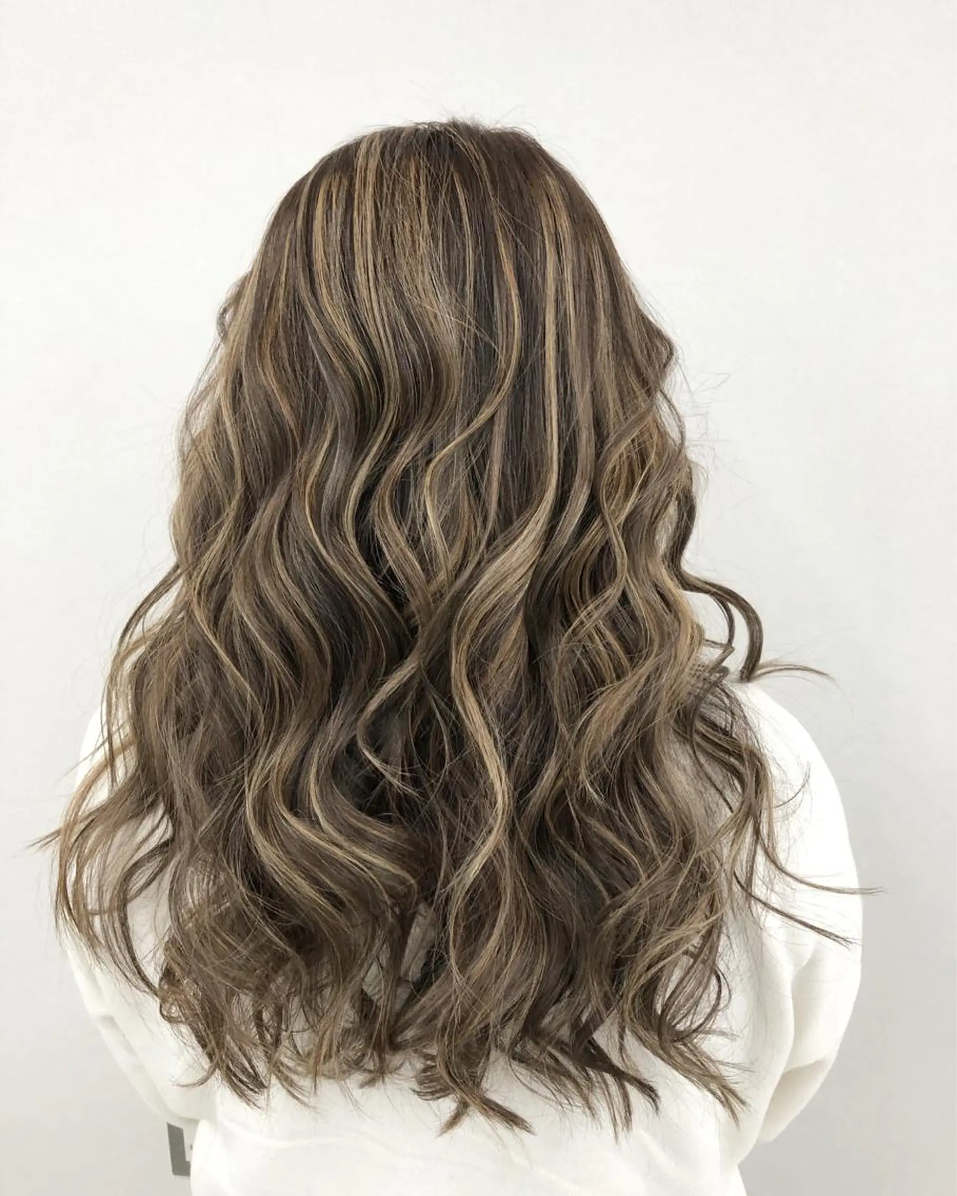 ロング カット ヘアカラー トリートメント ミルクティーカラー 🌈店長クボのヘアスタイル