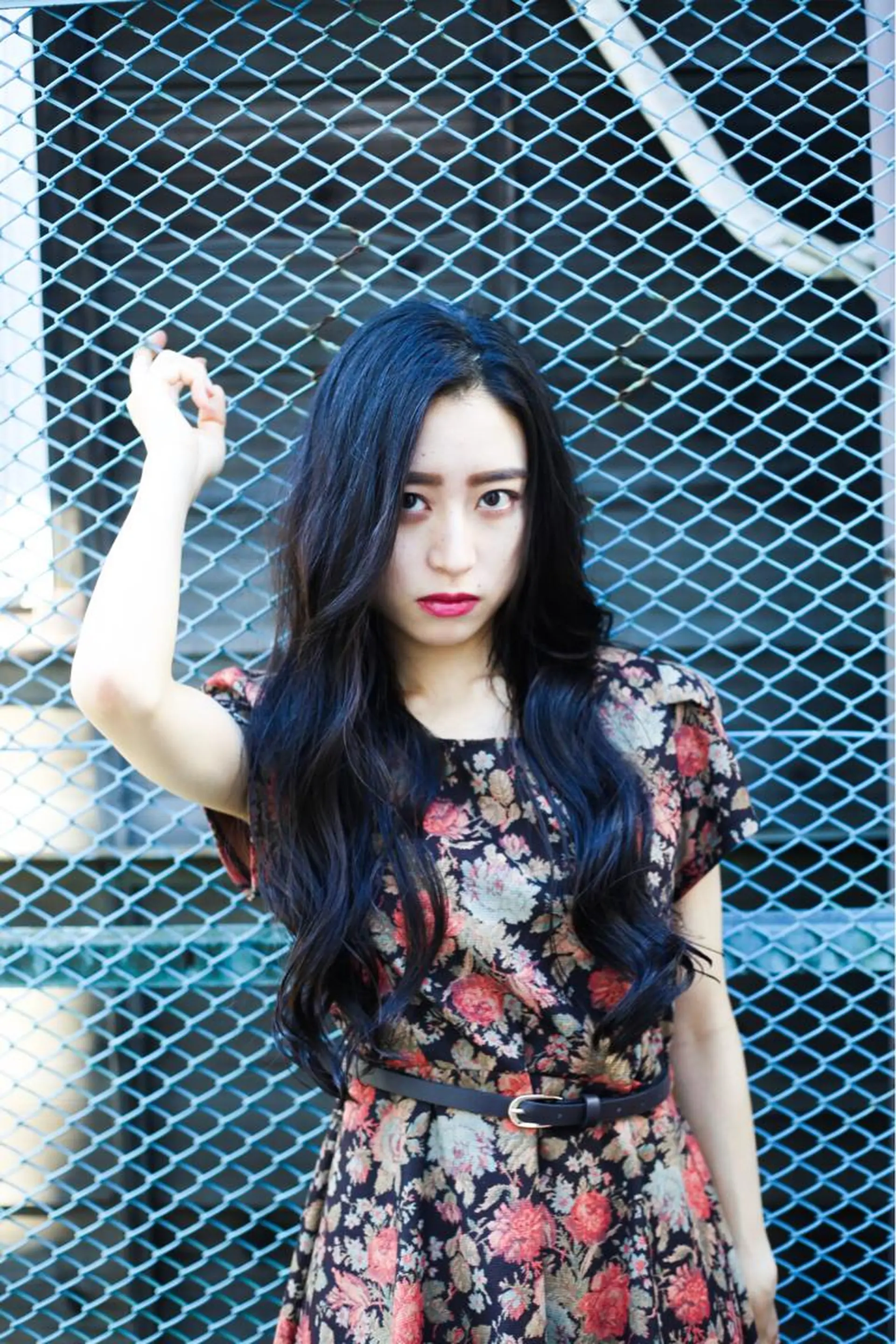 ロング ロング オーストヘアージジ所属・TAI透明カラー 柔らかい縮毛矯正のヘアスタイル
