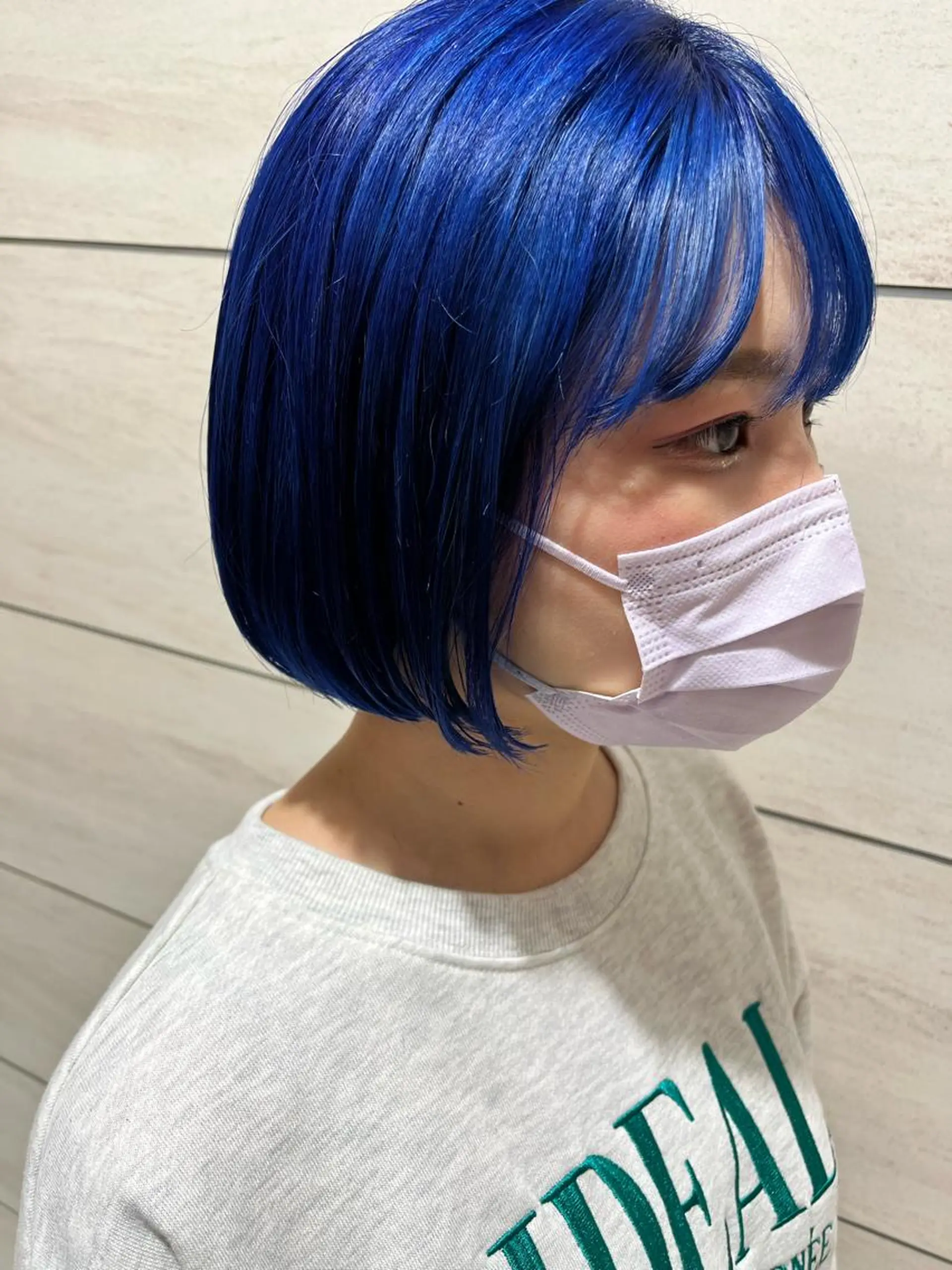 ショート カラー ブルーカラー noll【今池駅前】 池田碧花のヘアスタイル