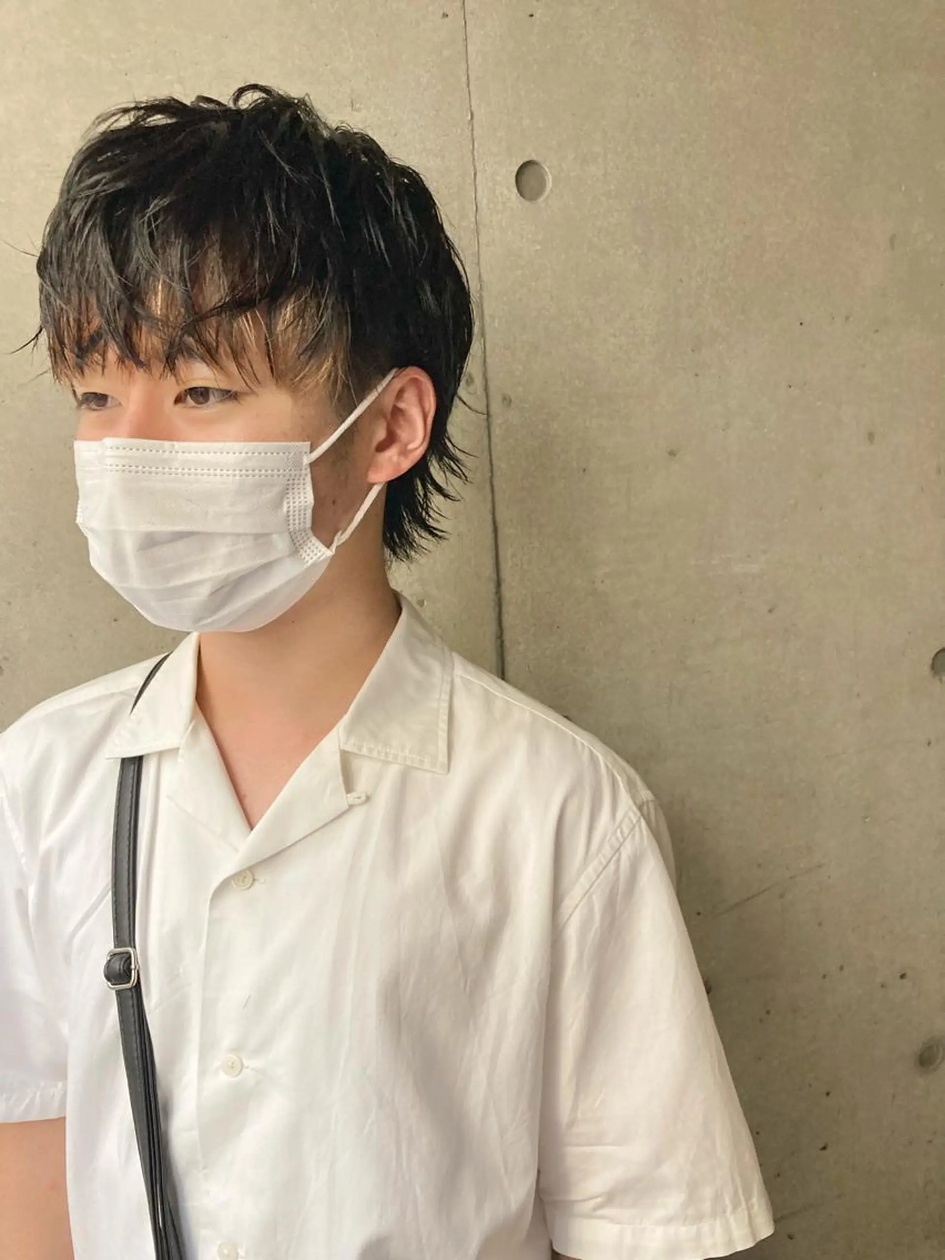 メンズ メンズブリーチ メンズウルフカット ウルフカット メンズ特化美容師 熊田 鼓汰郎のヘアスタイル