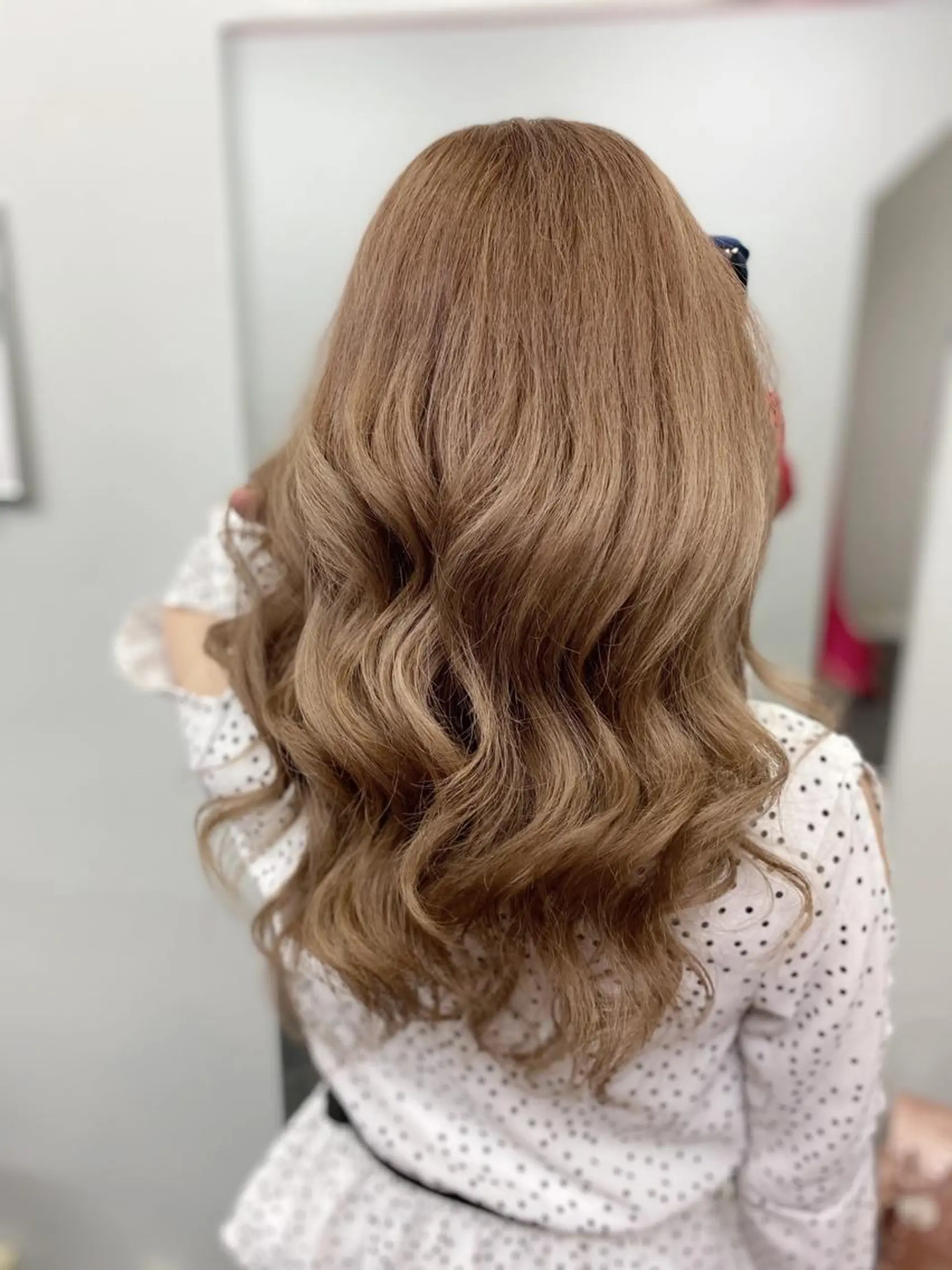 セミロング カラー メンズ ブリーチ特化型✂️ ハイトーンカラー👨のヘアスタイル