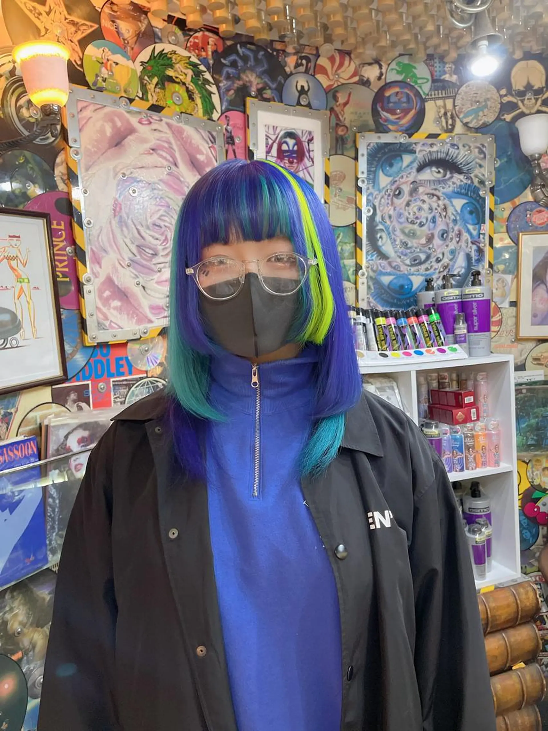 ミディアム カラー ヘアアレンジ ブリーチ ケアブリーチ デザインカラー haco+所属・🌈派手髪エクステ ブレイズ🌈ひろとのヘアスタイル