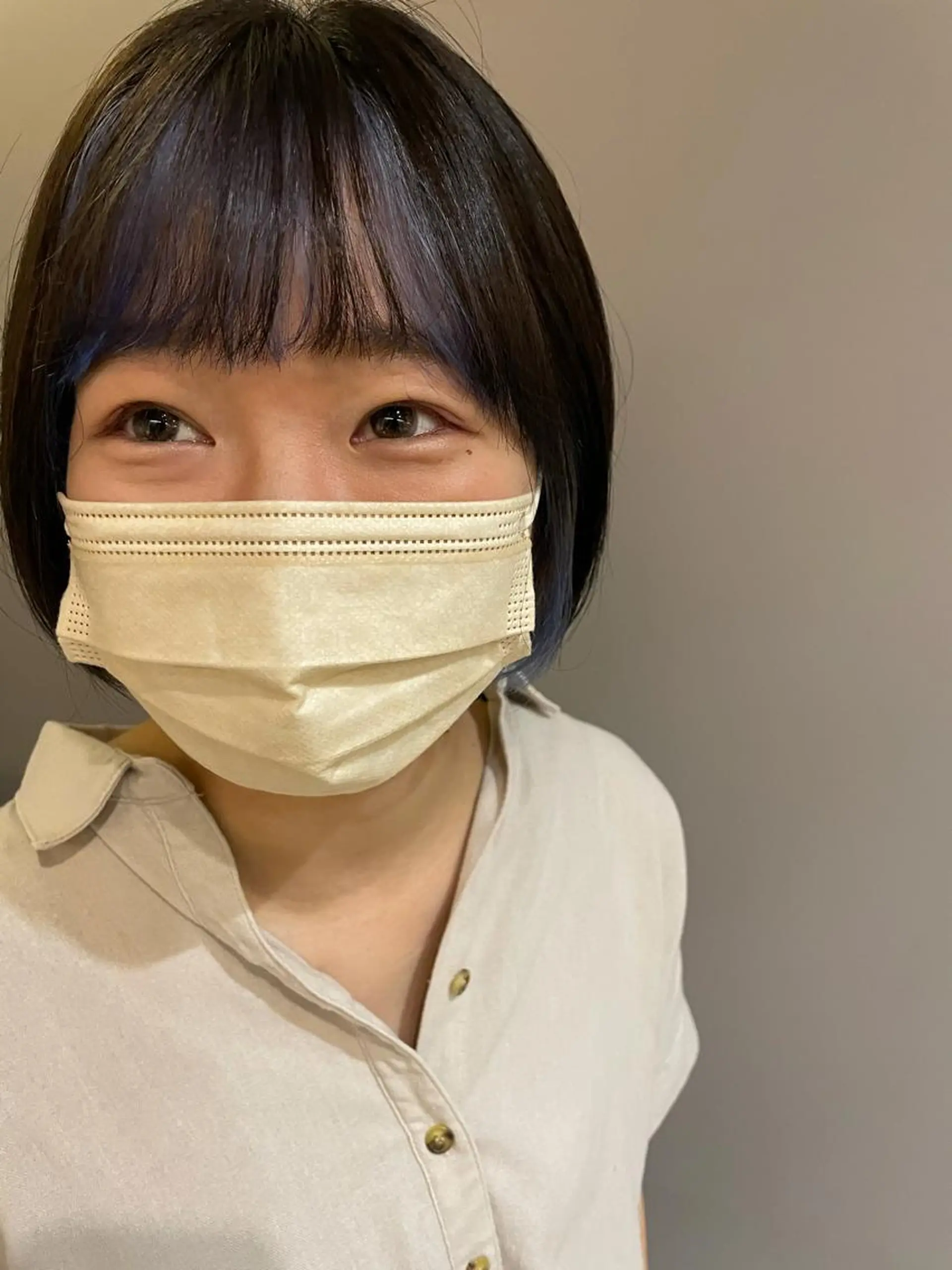 ショート ミストバング ショートヘア 赤味消しcolor 🥣♡Ayaのヘアスタイル