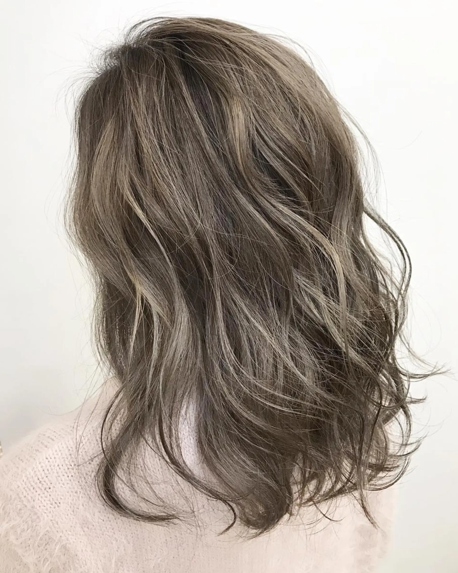 ミディアム カラー ハイライトカラー ハイライト WONK. ウォンク 心斎橋のヘアスタイル