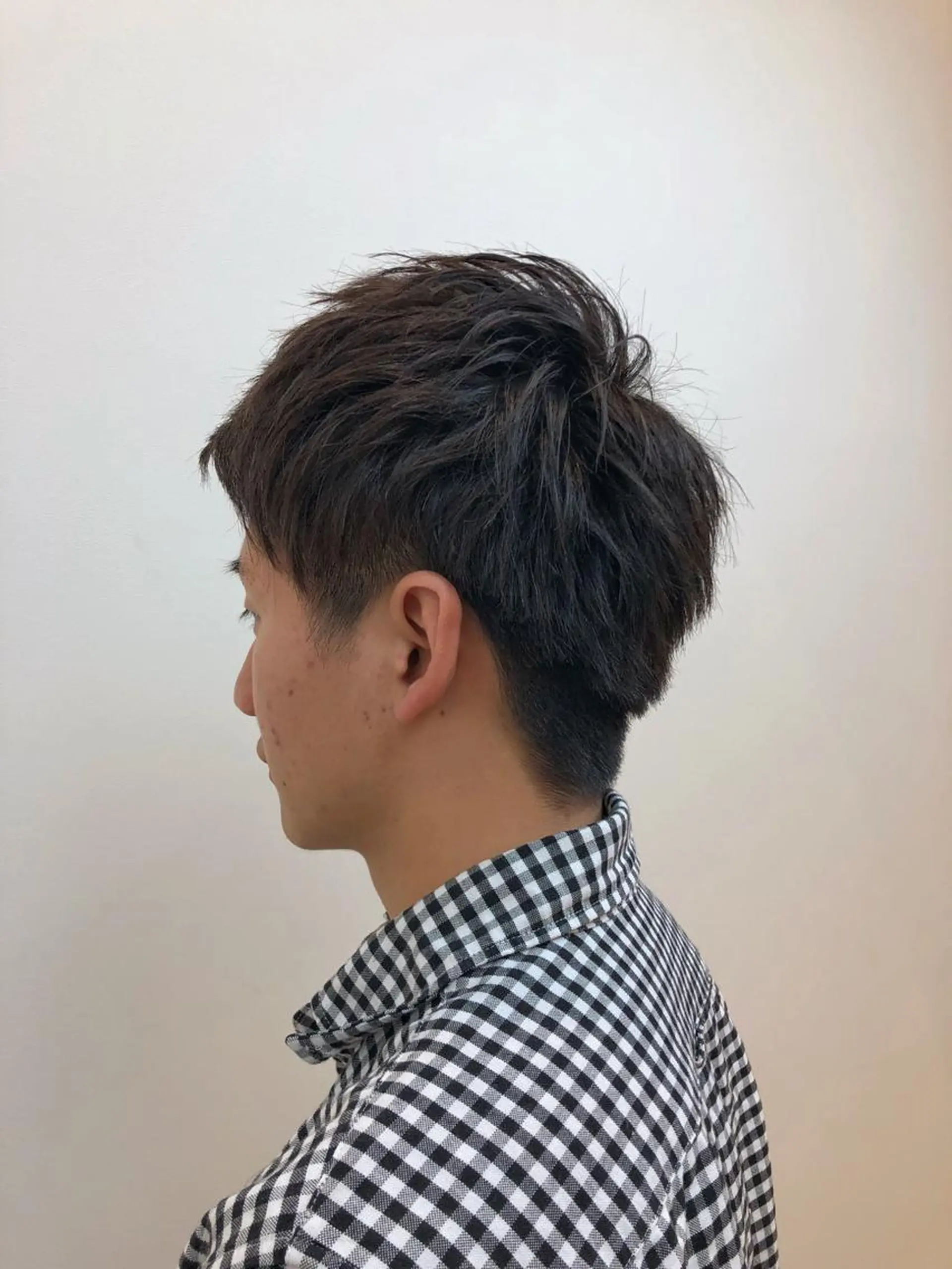 ショート メンズ 刈り上げ 齋藤 らいのヘアスタイル