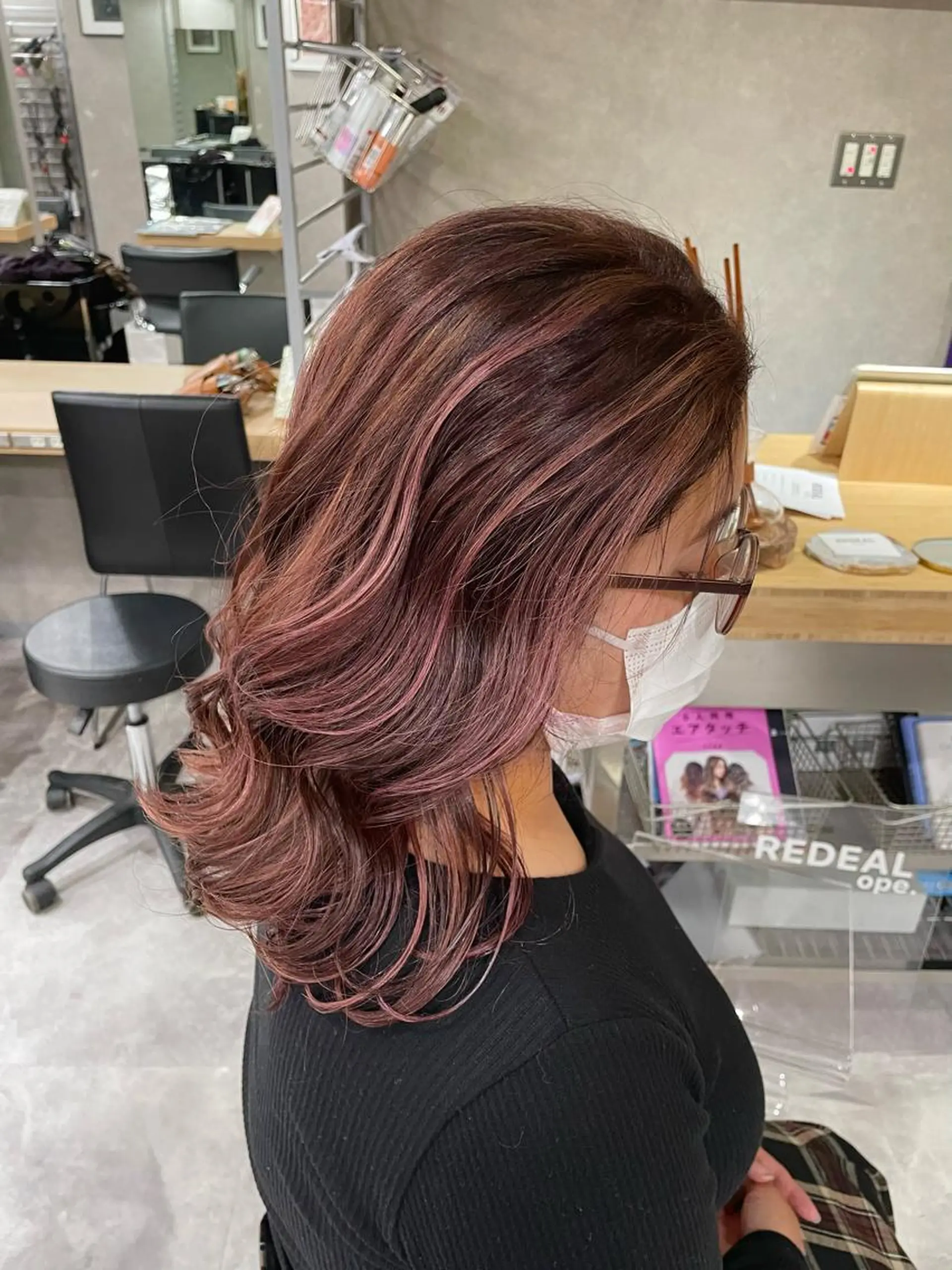セミロング ハイライト REDEAL SHIBUYA所属・maya/レイヤー カット/ミインパーマのヘアスタイル