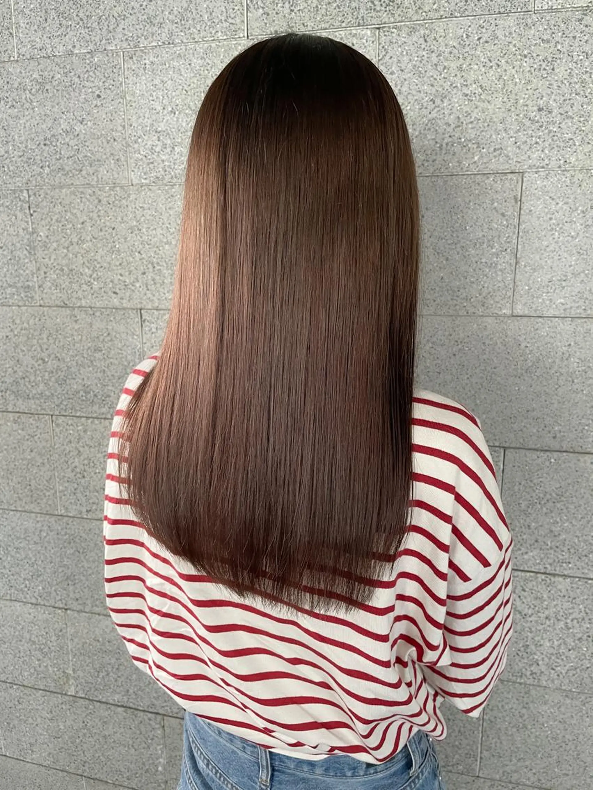 ロング カラー ベージュカラー ブリーチ ミルクティーベージュ 髪質改善 トリートメント ROUTE KOUTAのヘアスタイル