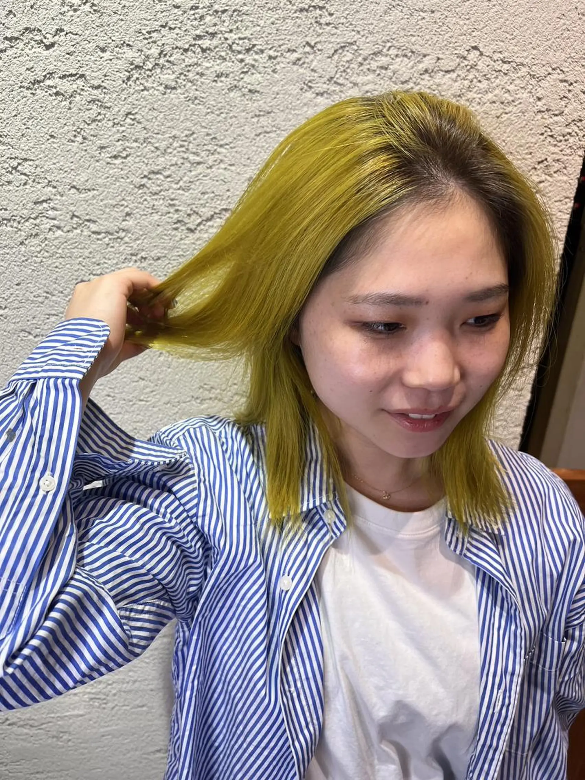 ミディアム カラー アティリー 西梅田のヘアスタイル