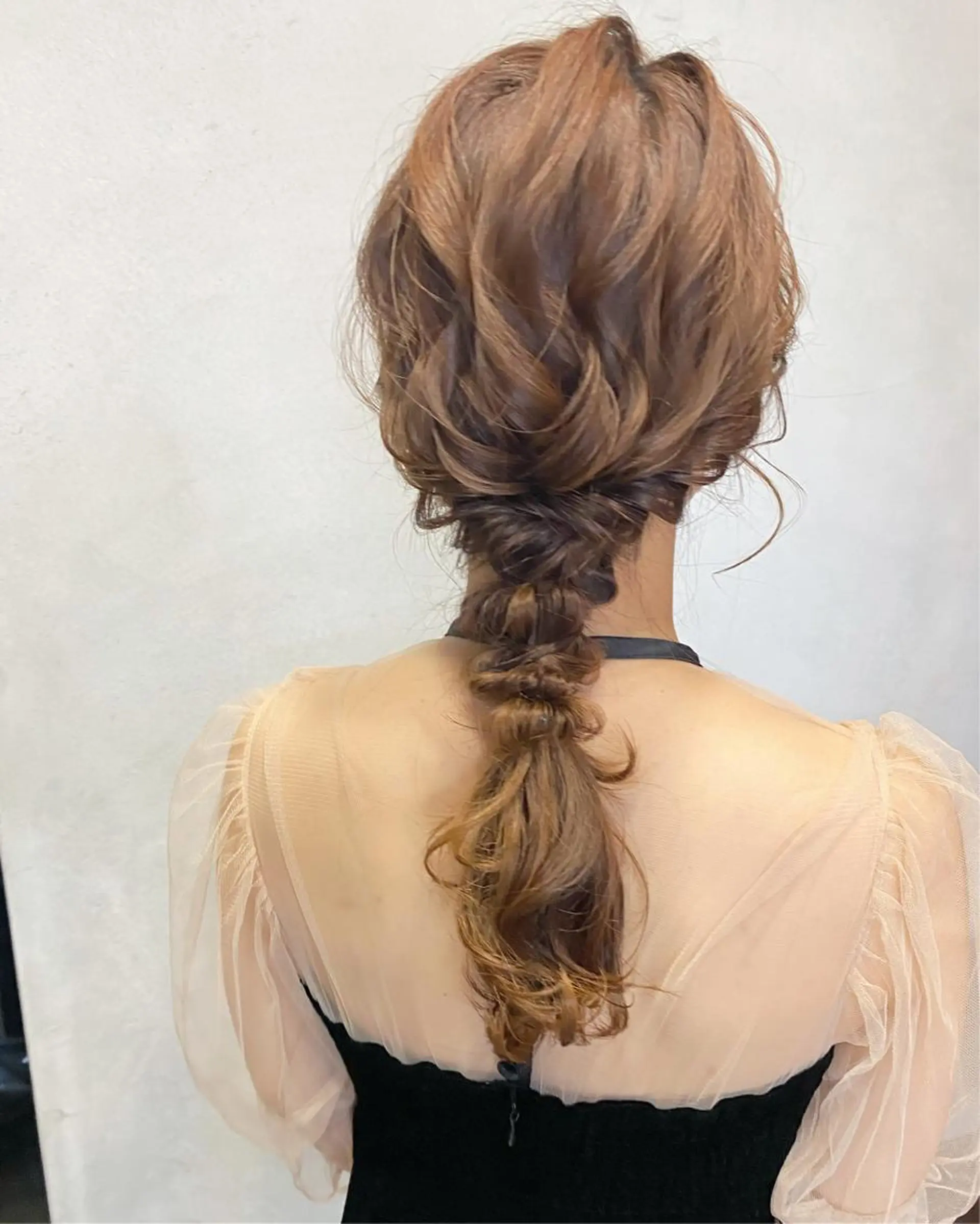 ロング ヘアアレンジ ポニーテール ヘアセット FIORE hair design所属・山根 奈緒のマツエク・マツパデザイン